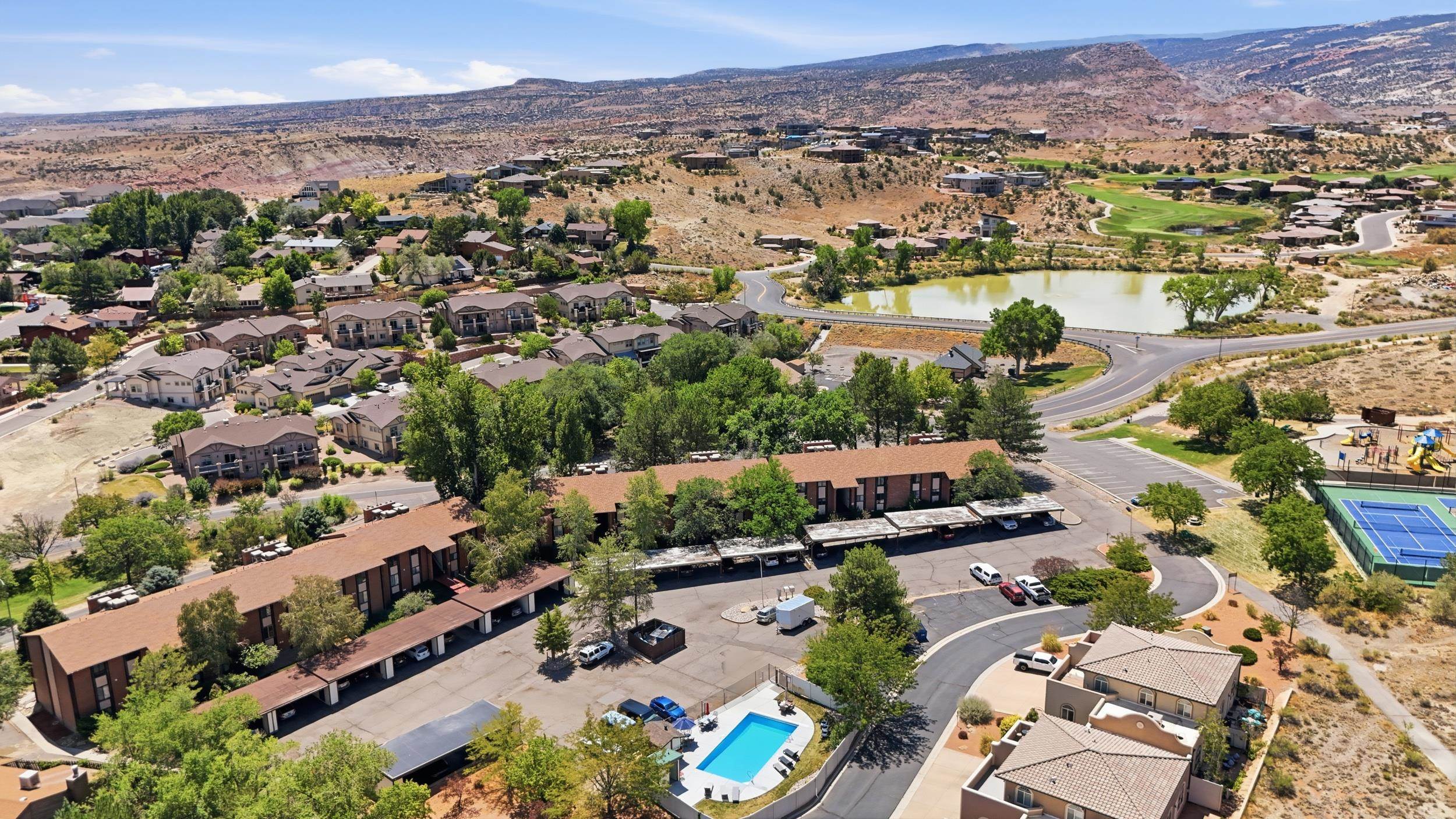 373 Ridges Boulevard Unit: 205
