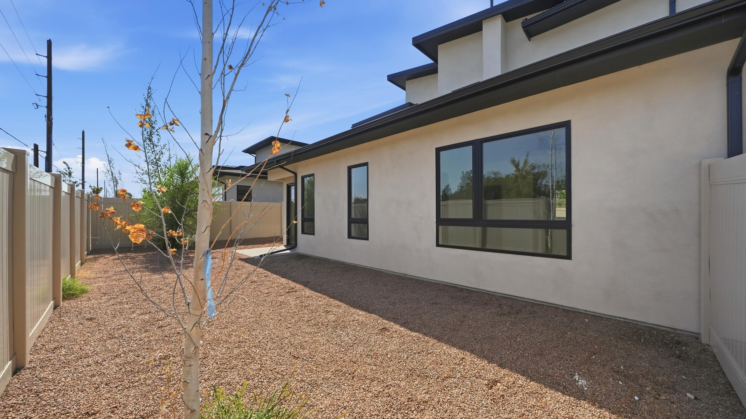 1105 Mee Canyon Circle