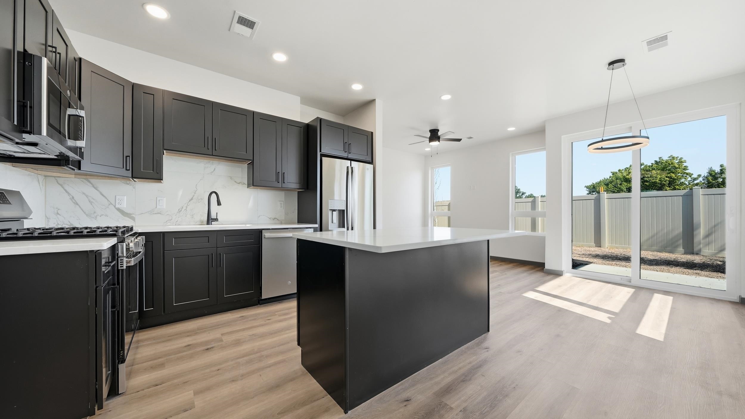 1105 Mee Canyon Circle