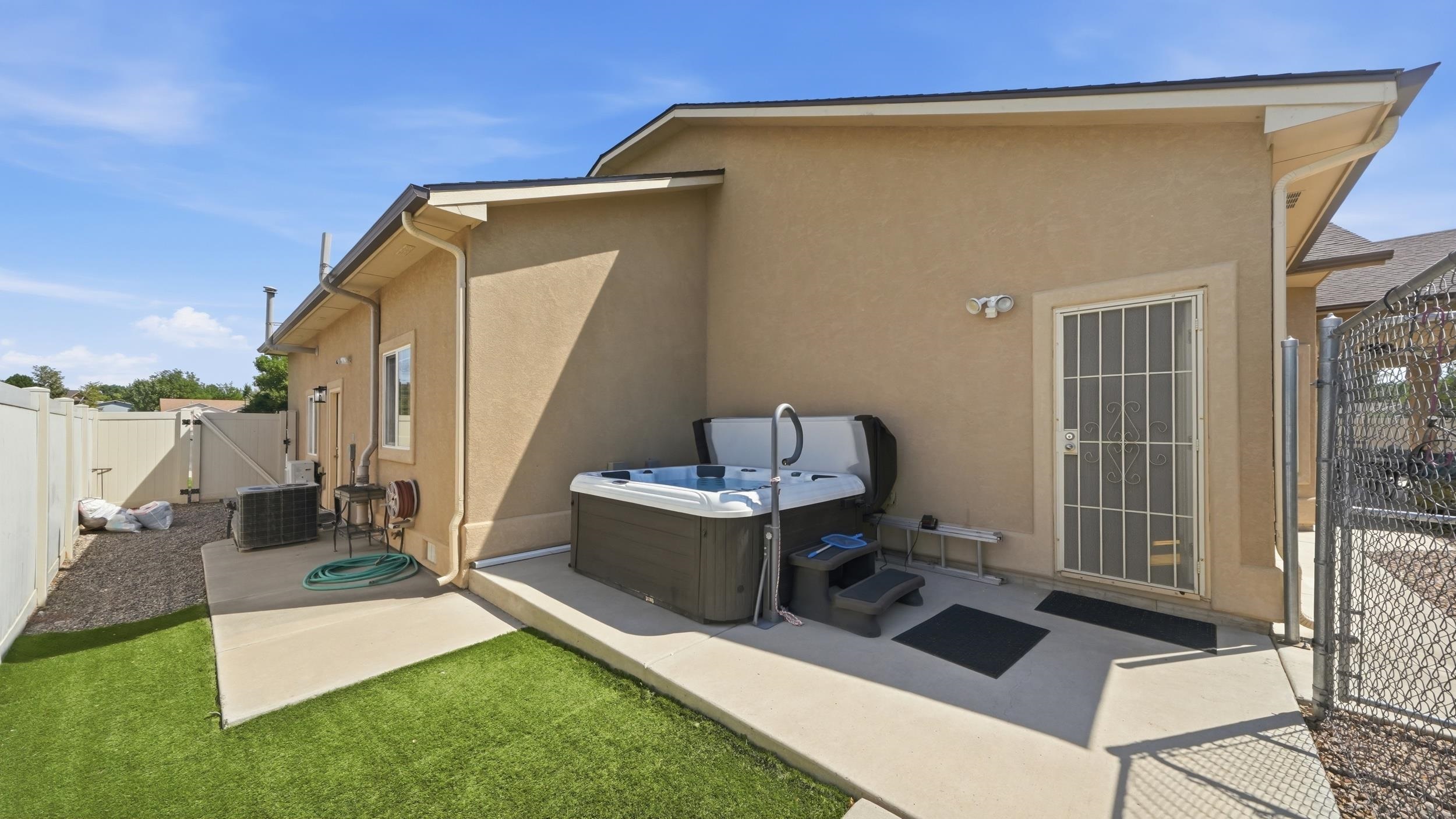 673 Tahoe Circle