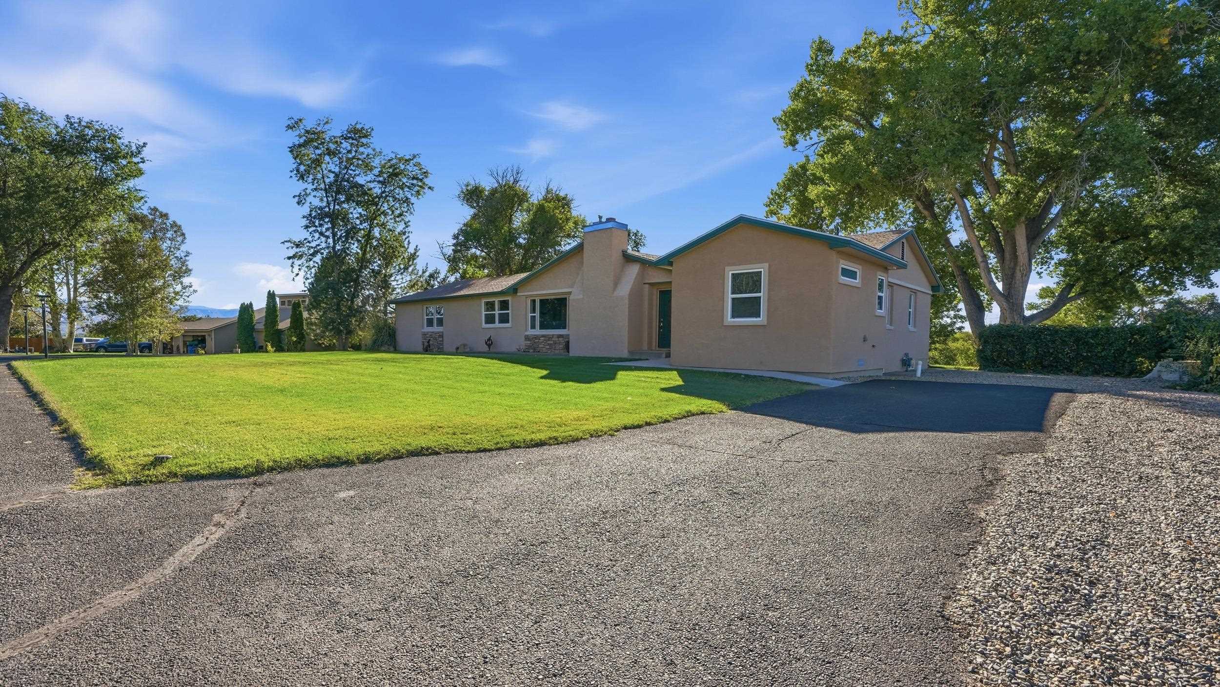 697 Glen Caro Drive