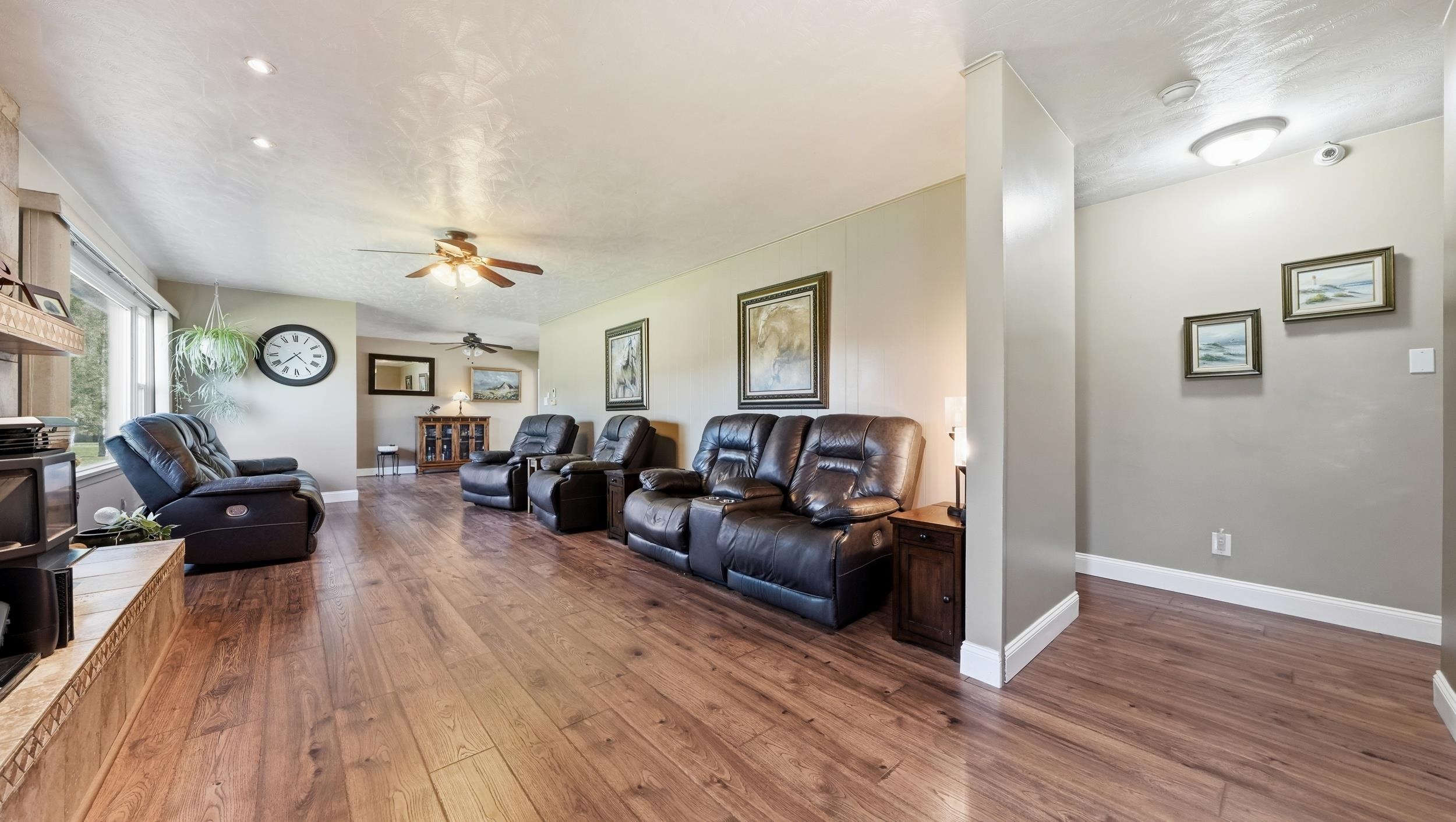 697 Glen Caro Drive