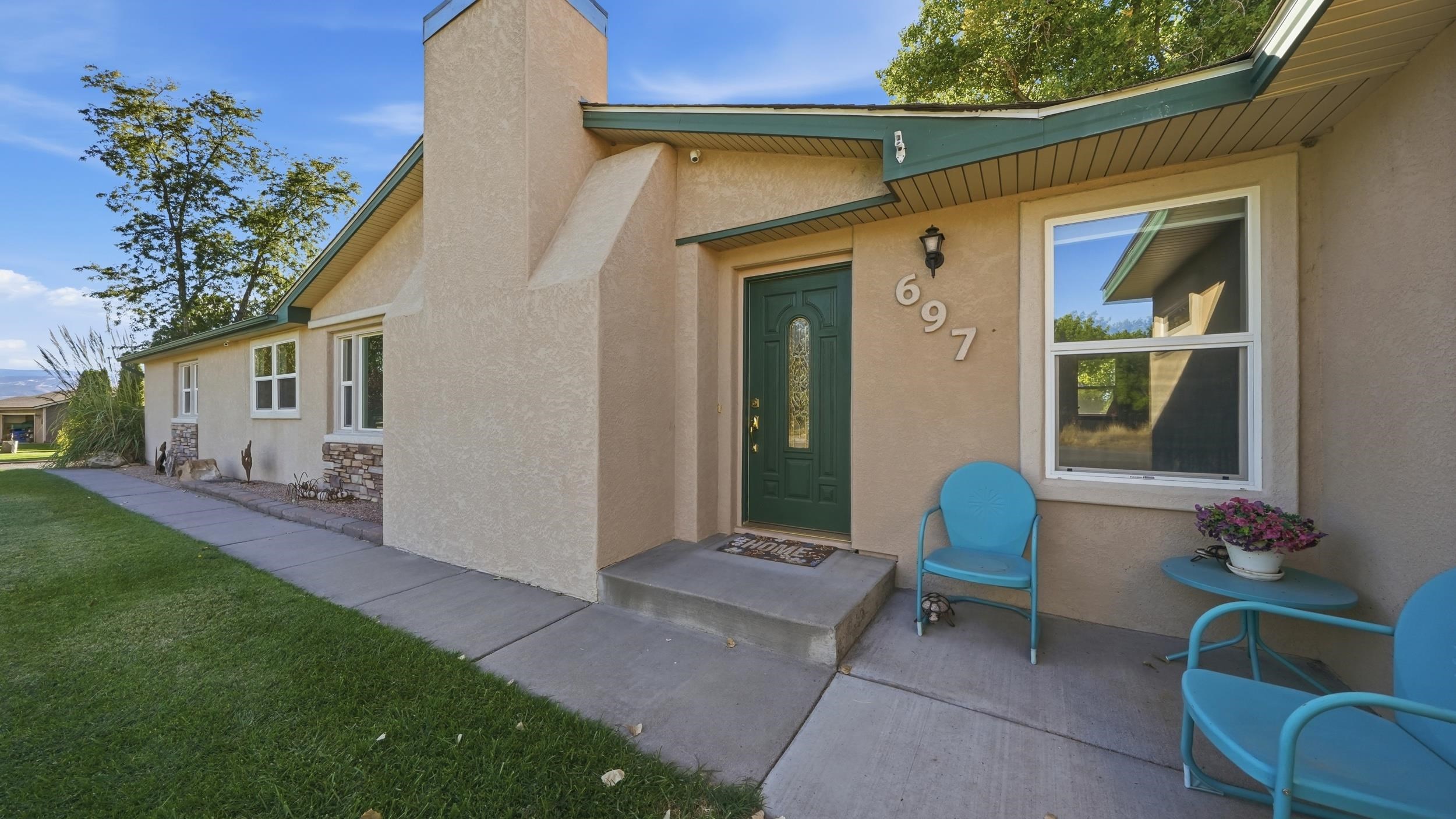 697 Glen Caro Drive