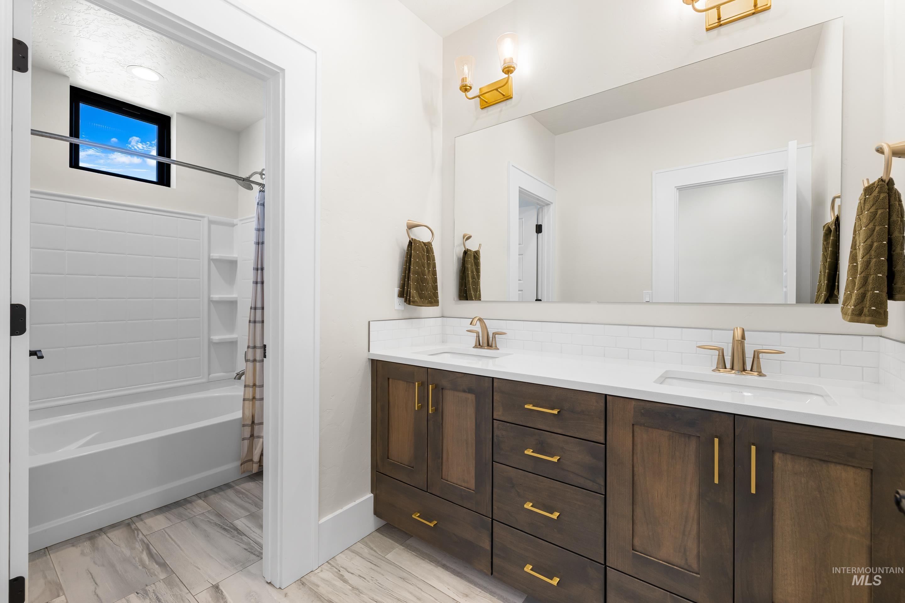 3109 W Hidden Springs Dr.