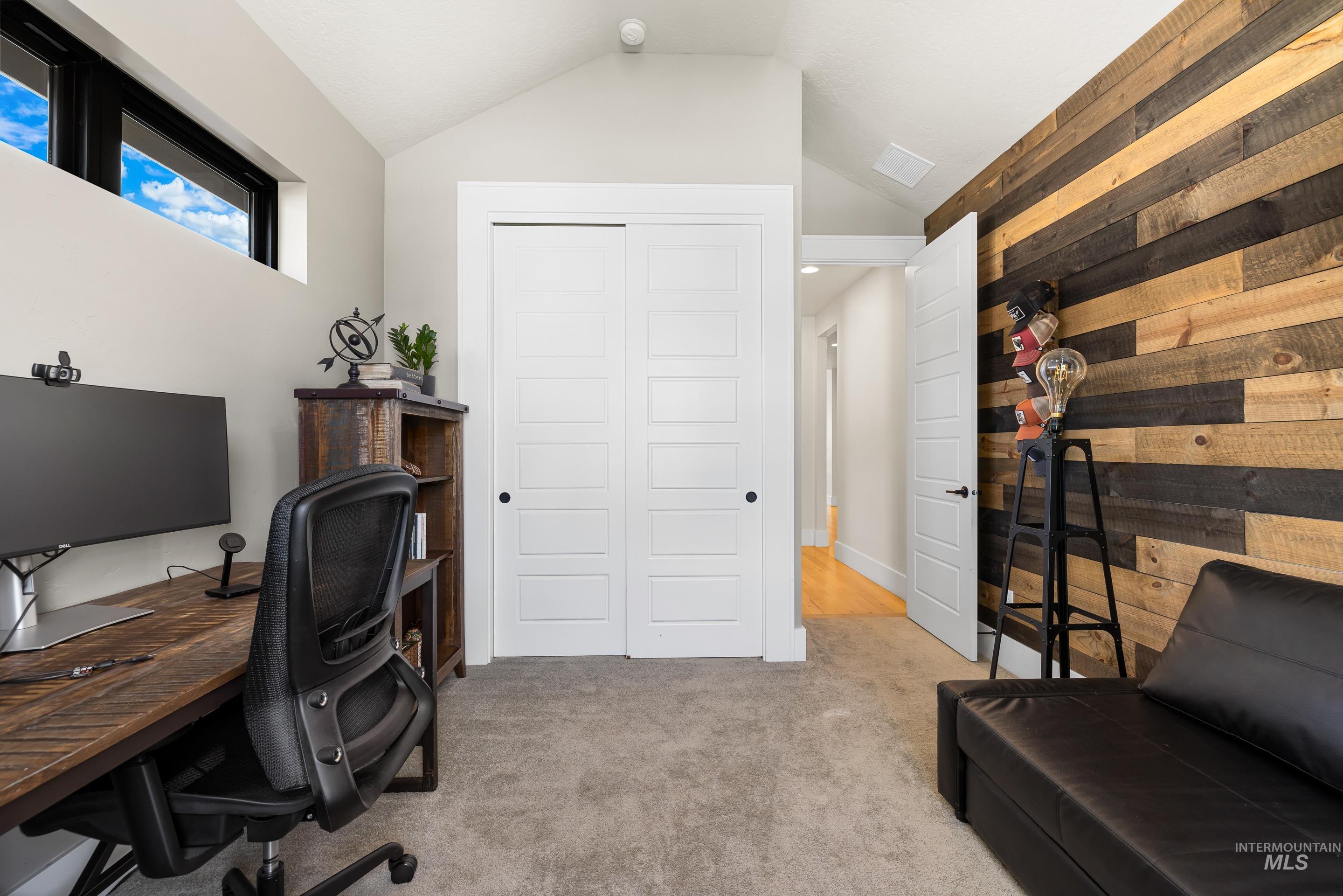 3109 W Hidden Springs Dr.
