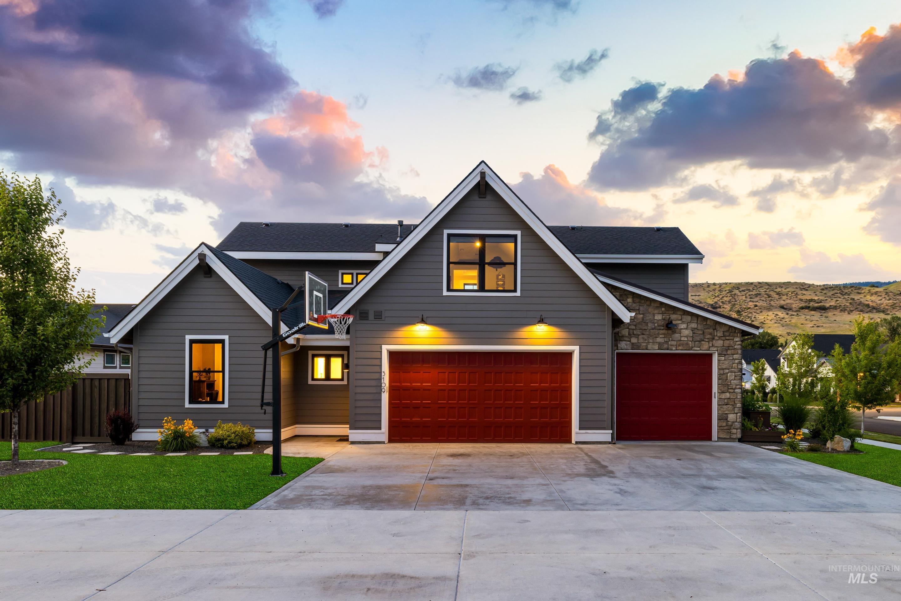 3109 W Hidden Springs Dr.