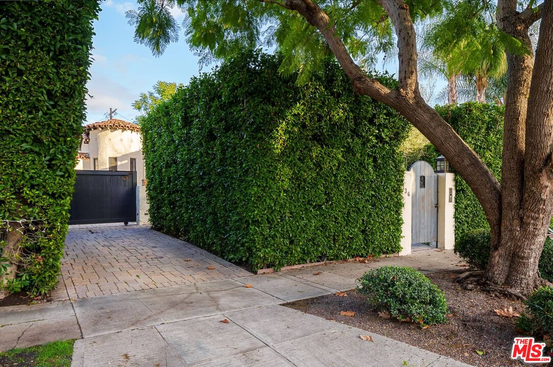 336 N Orlando Ave