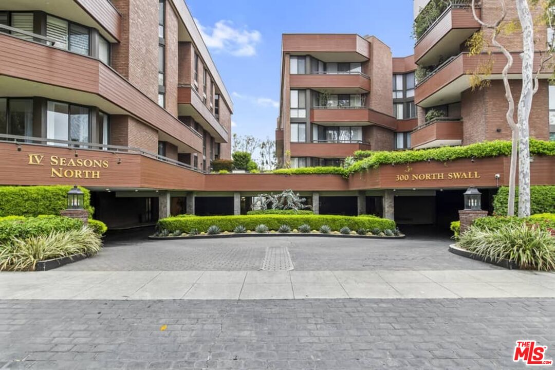 300 N Swall Dr Unit: 305
