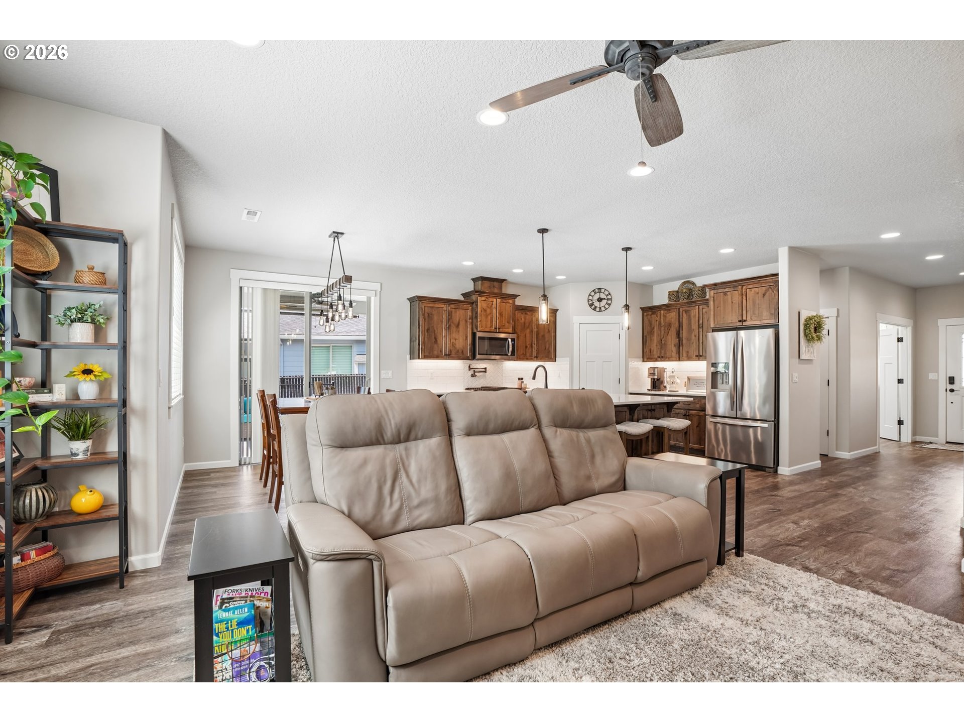 158 ZEPHYR DR