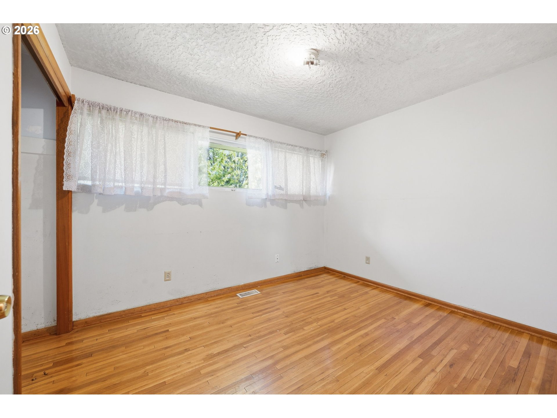 800 NW SLUMAN RD