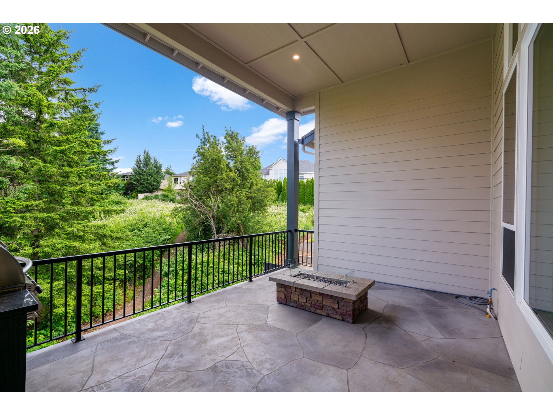 1825 NW TANNER CT