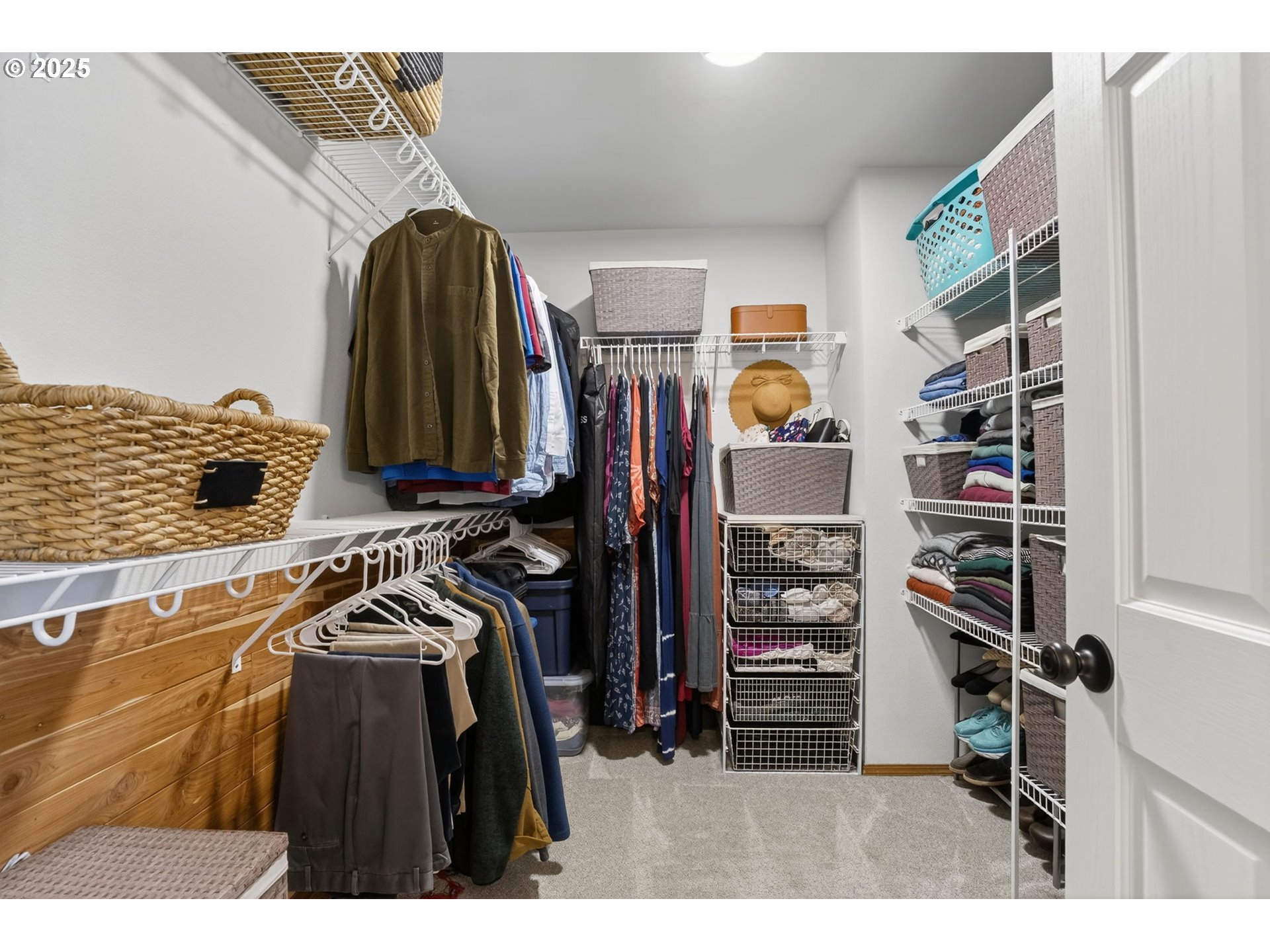 32102 NW EAGLE CREST DR