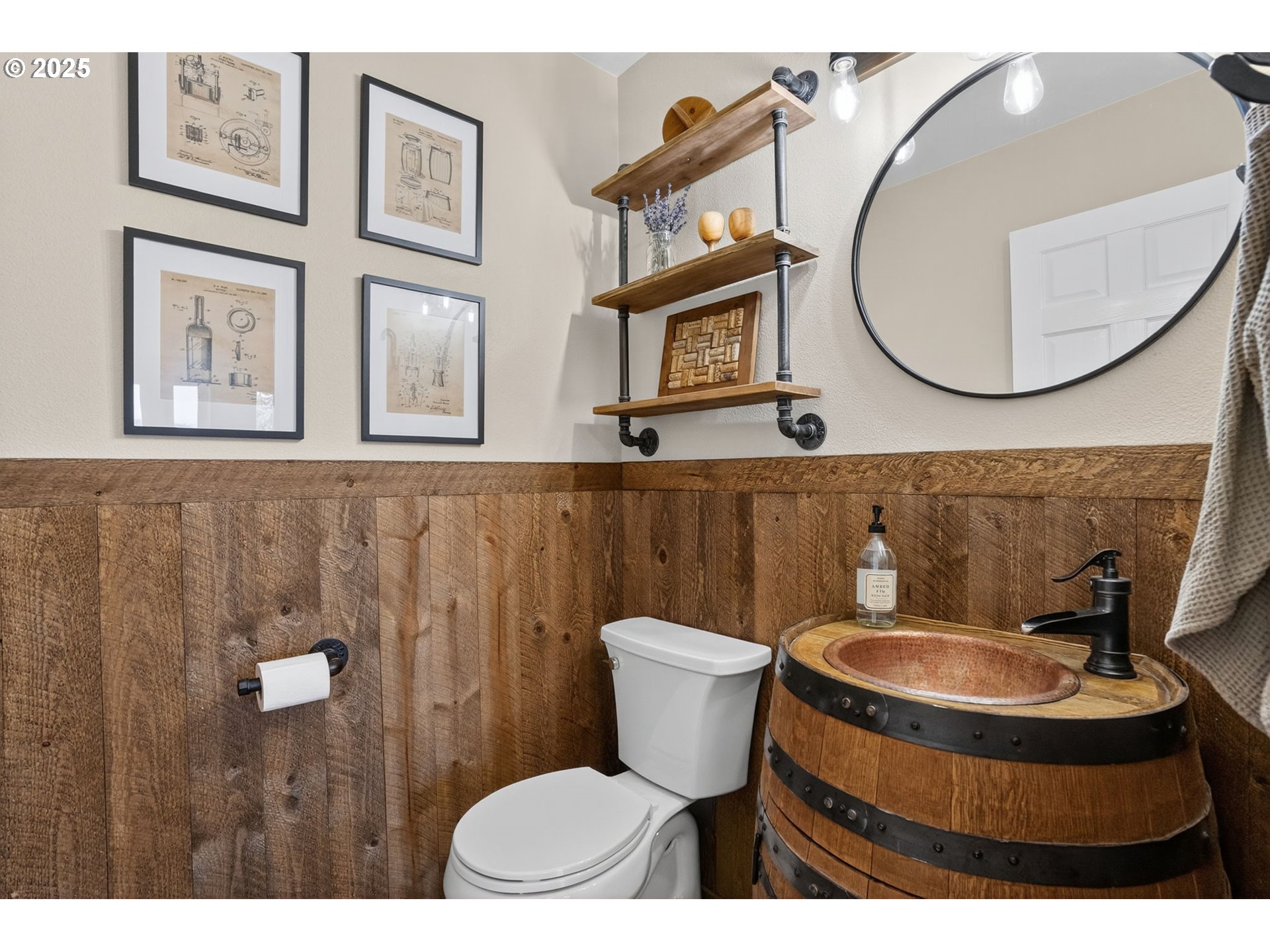 32102 NW EAGLE CREST DR