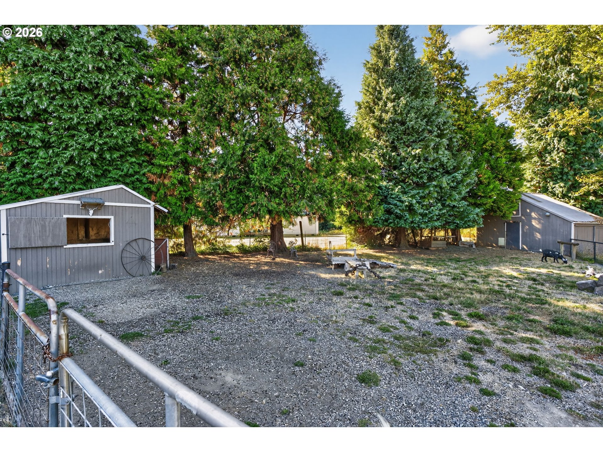 32102 NW EAGLE CREST DR