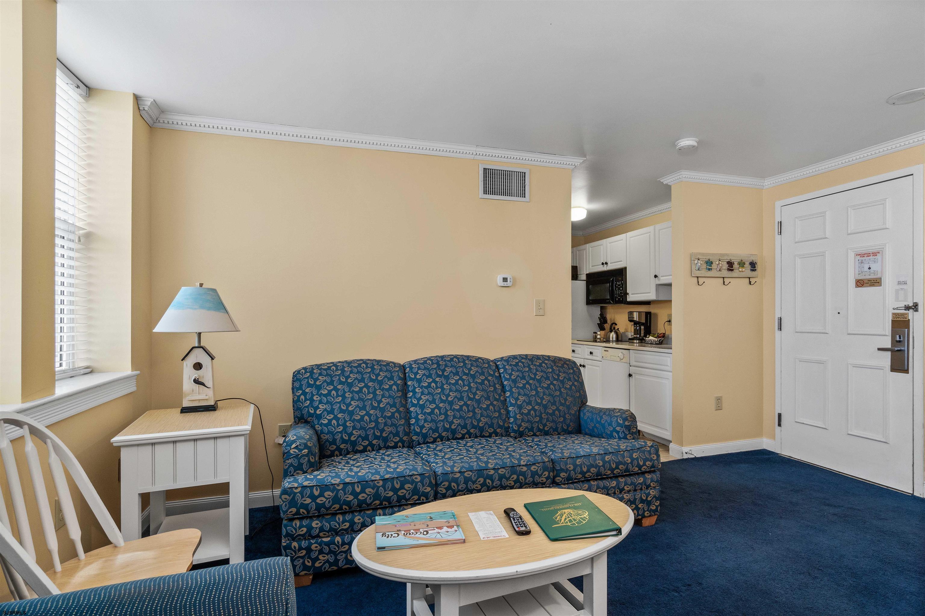 719 E 11th Street Unit: 709