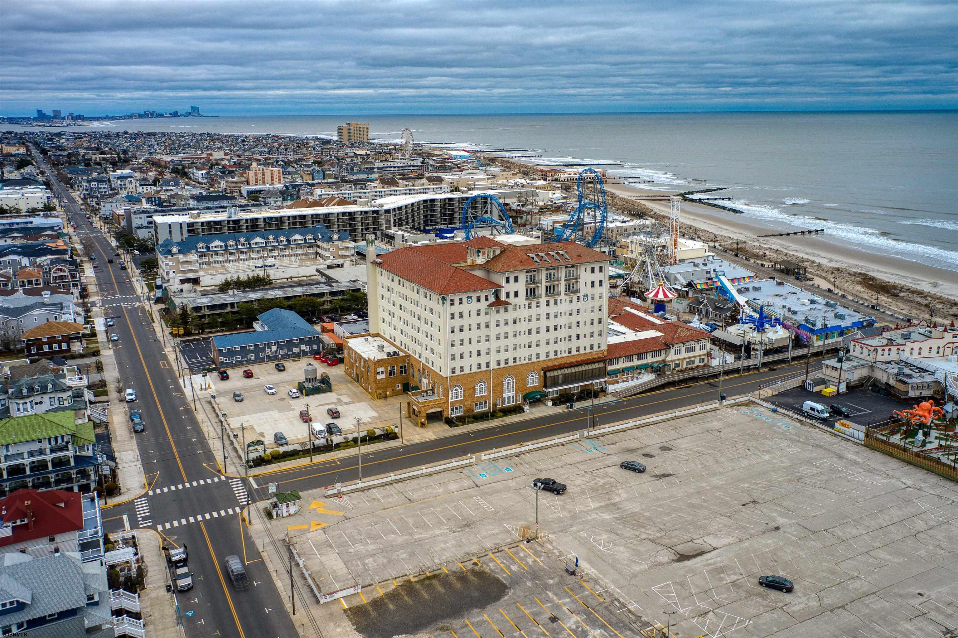 719 E 11th Street Unit: 709