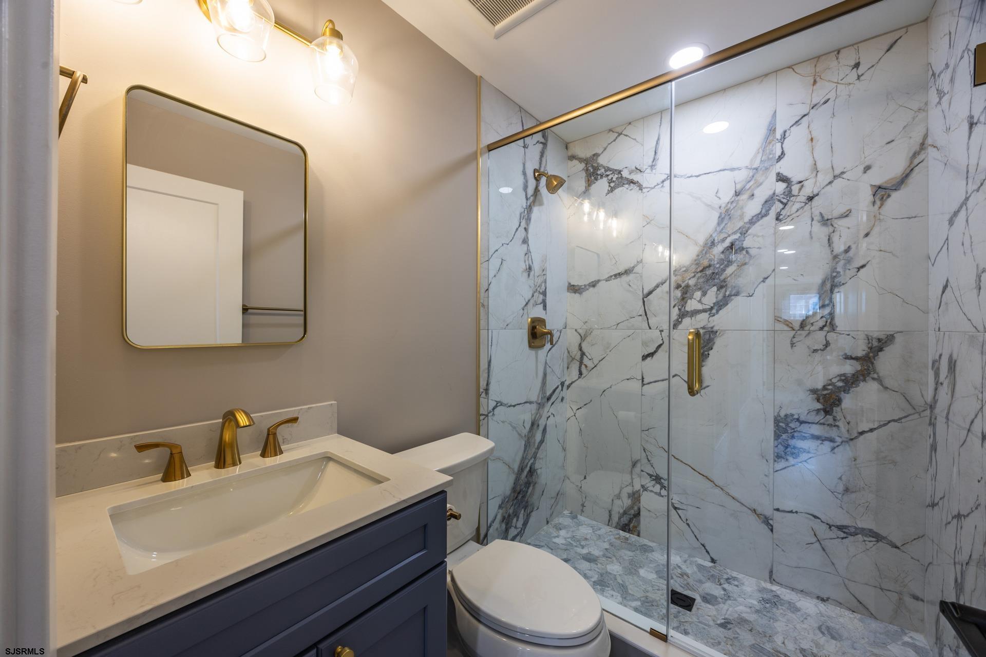 341 Central Ave Unit: 2