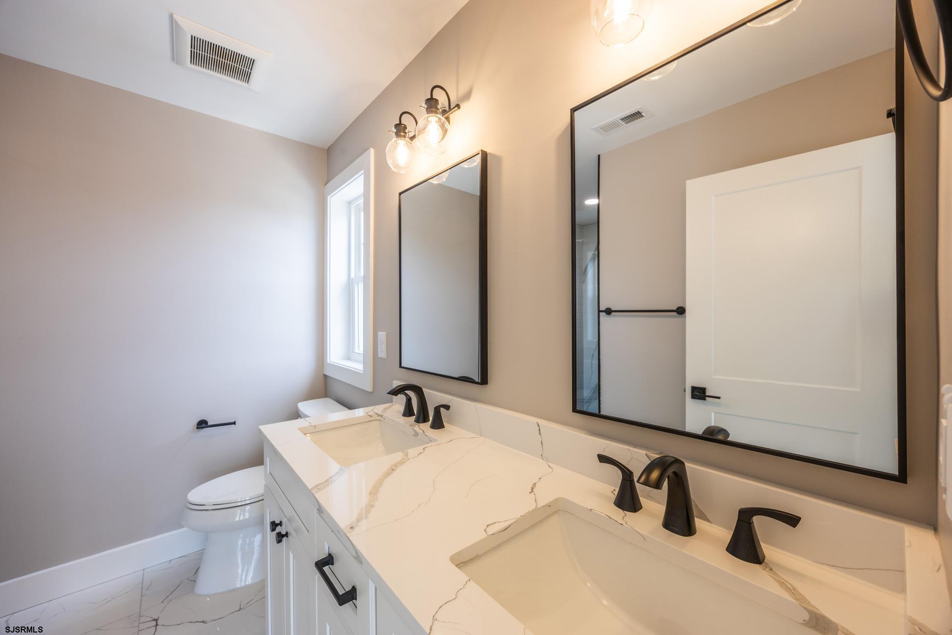 341 Central Ave Unit: 2