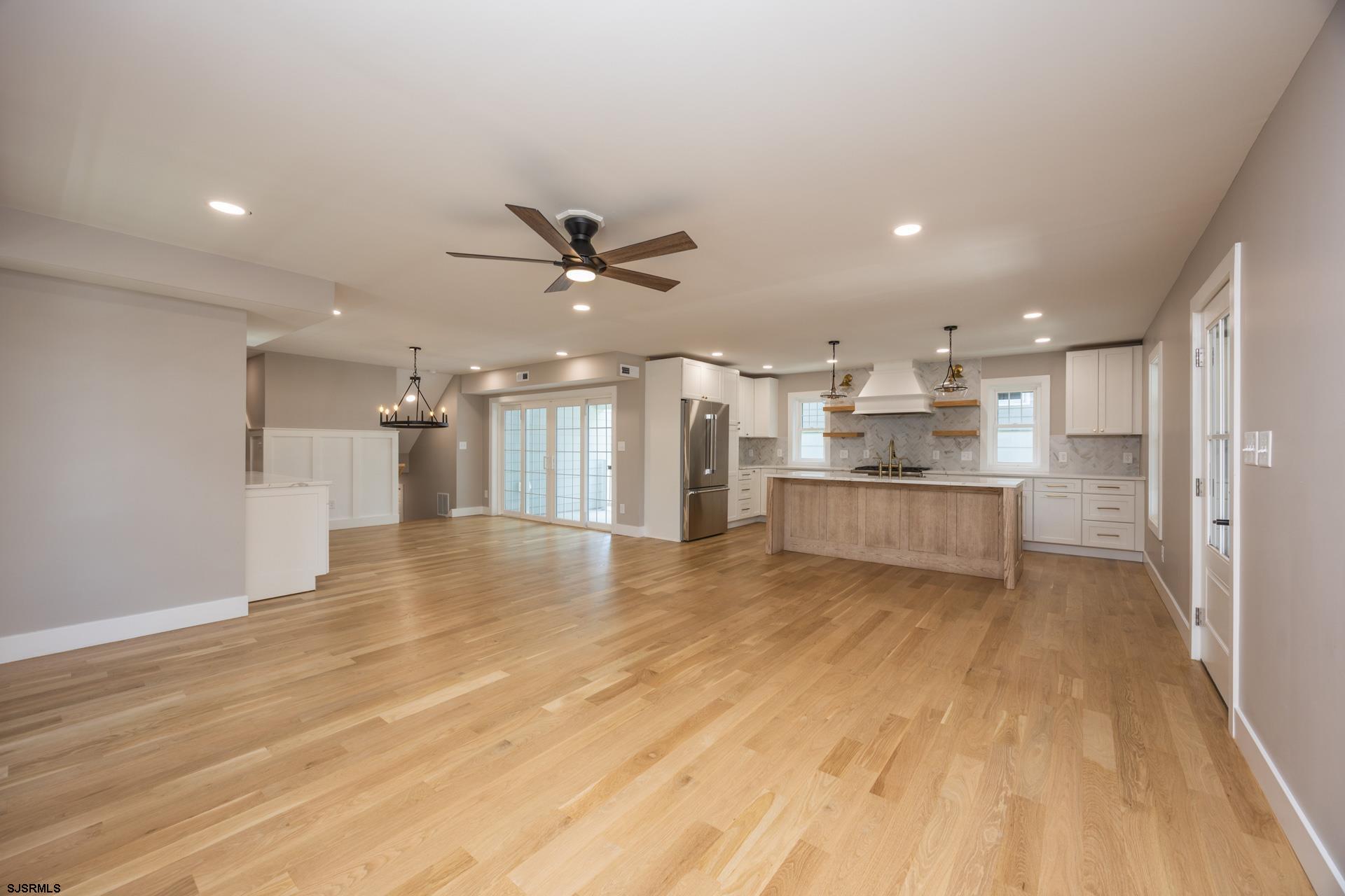 341 Central Ave Unit: 1