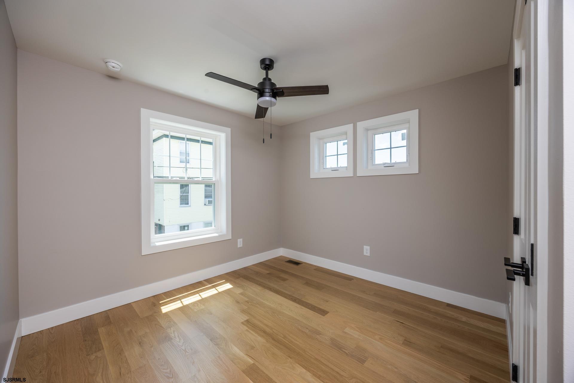 341 Central Ave Unit: 1