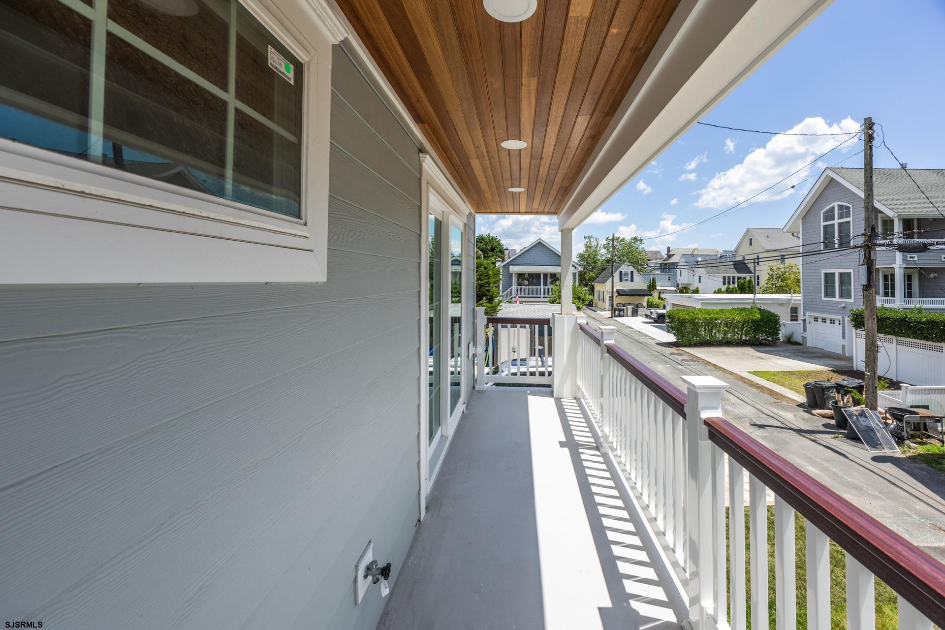 341 Central Ave Unit: 1