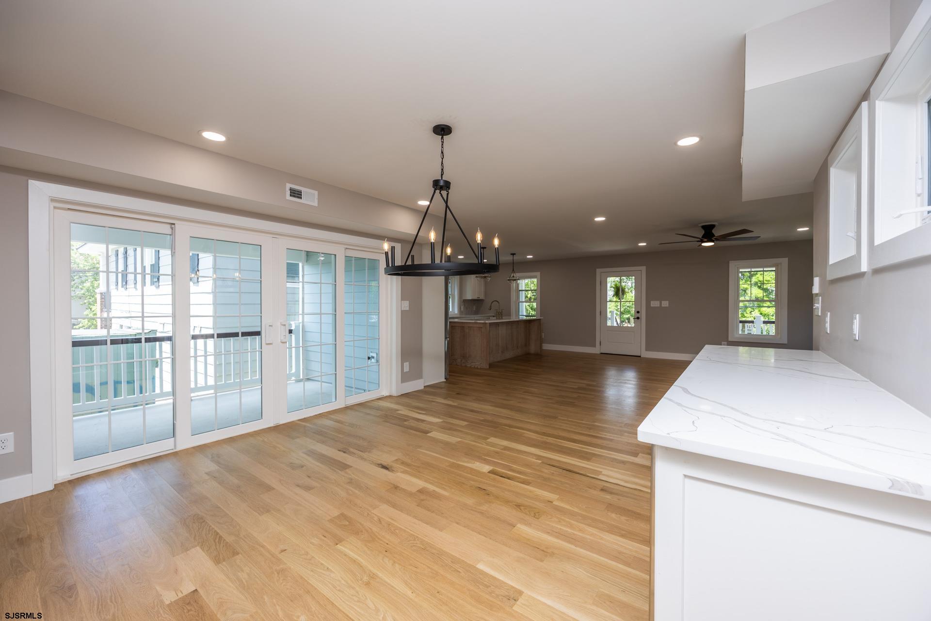 341 Central Ave Unit: 1