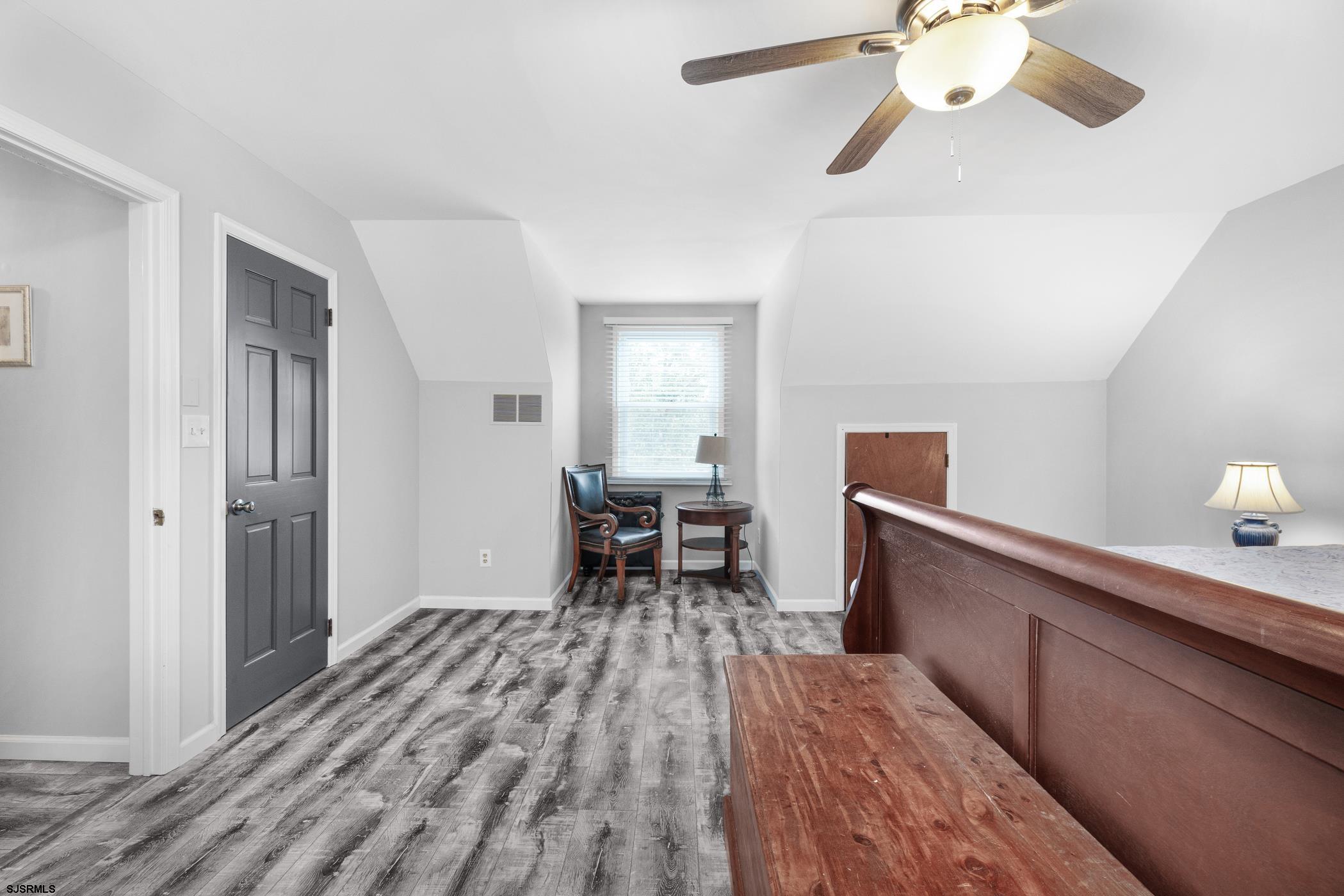 16 Lynnette Dr