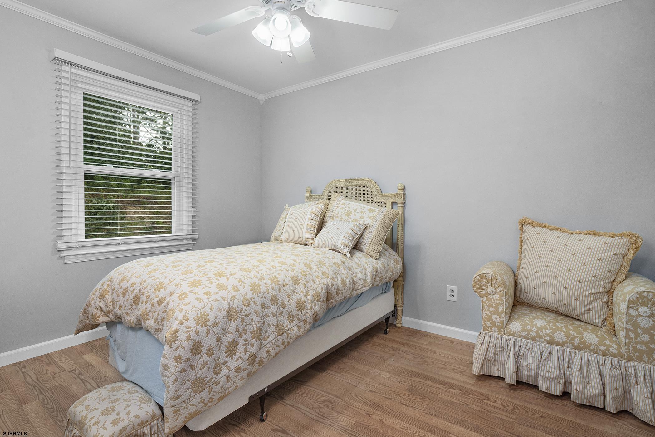 16 Lynnette Dr