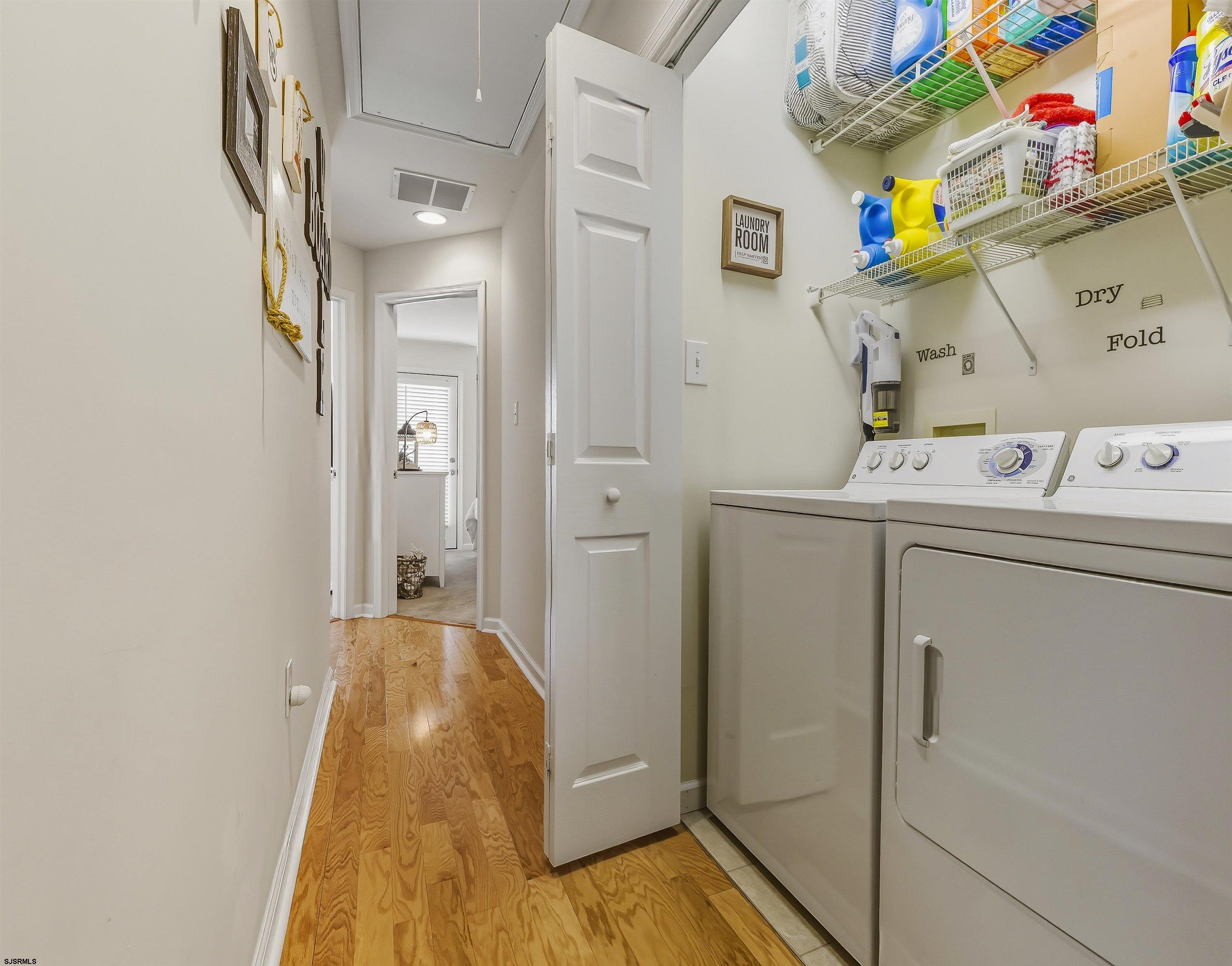 35 Asbury Ave Unit: 2