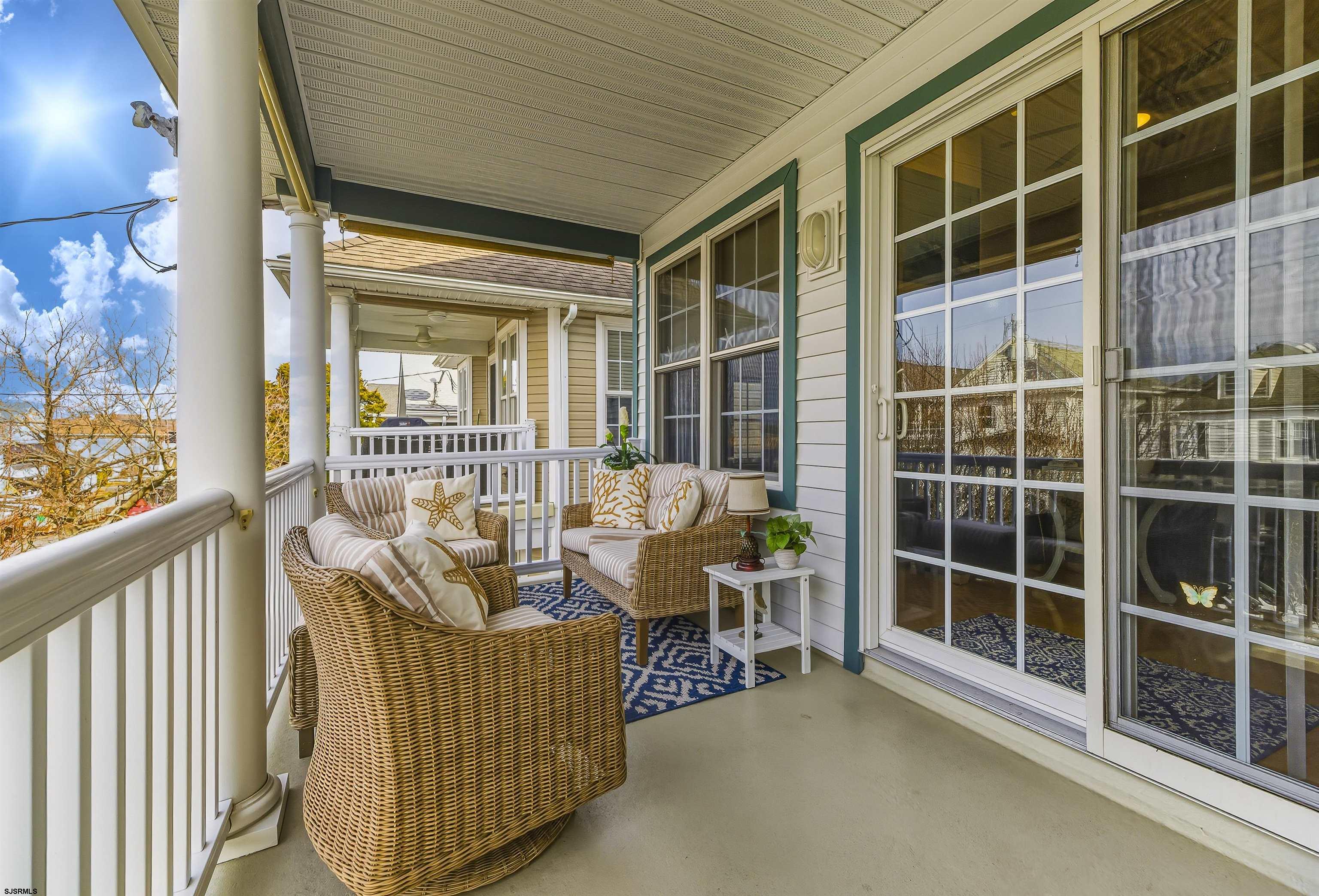 35 Asbury Ave Unit: 2