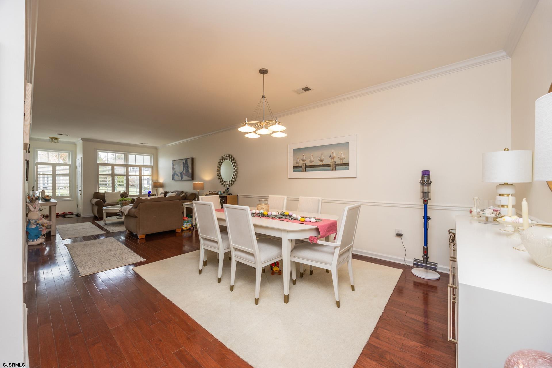 206 Springdale Ct Unit: 206