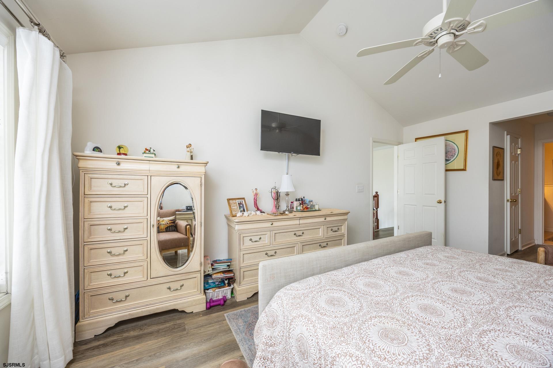 206 Springdale Ct Unit: 206