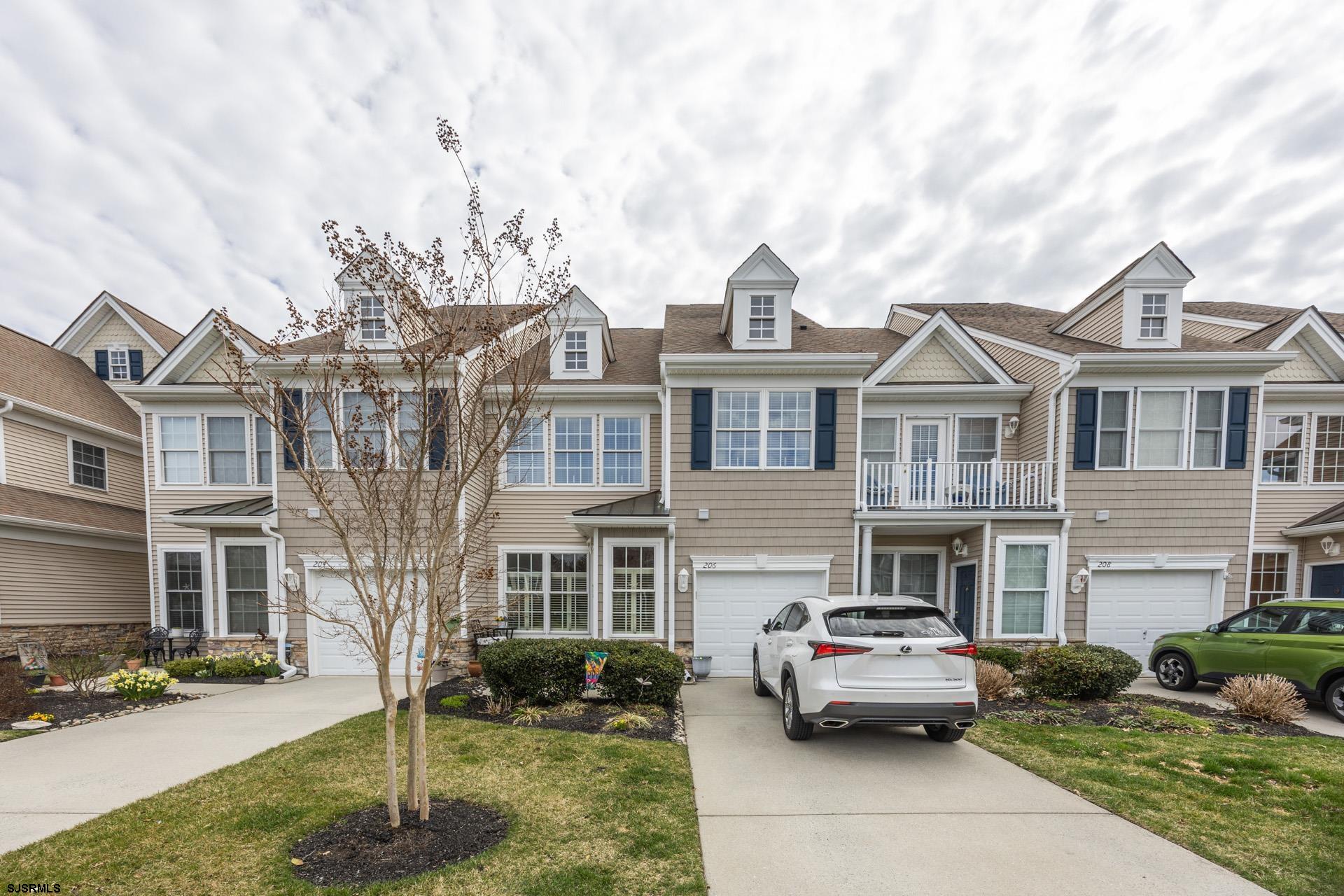 206 Springdale Ct Unit: 206