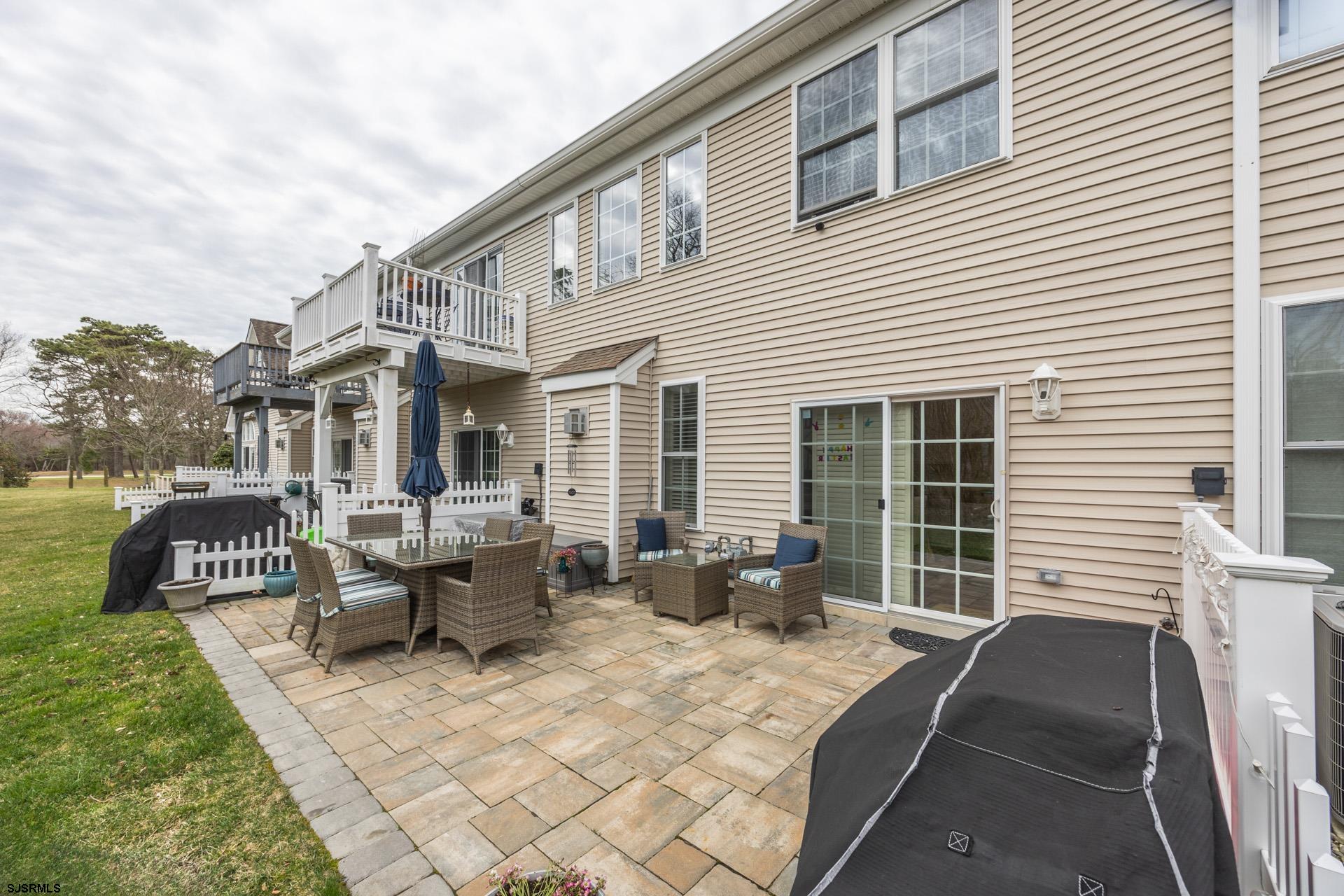 206 Springdale Ct Unit: 206