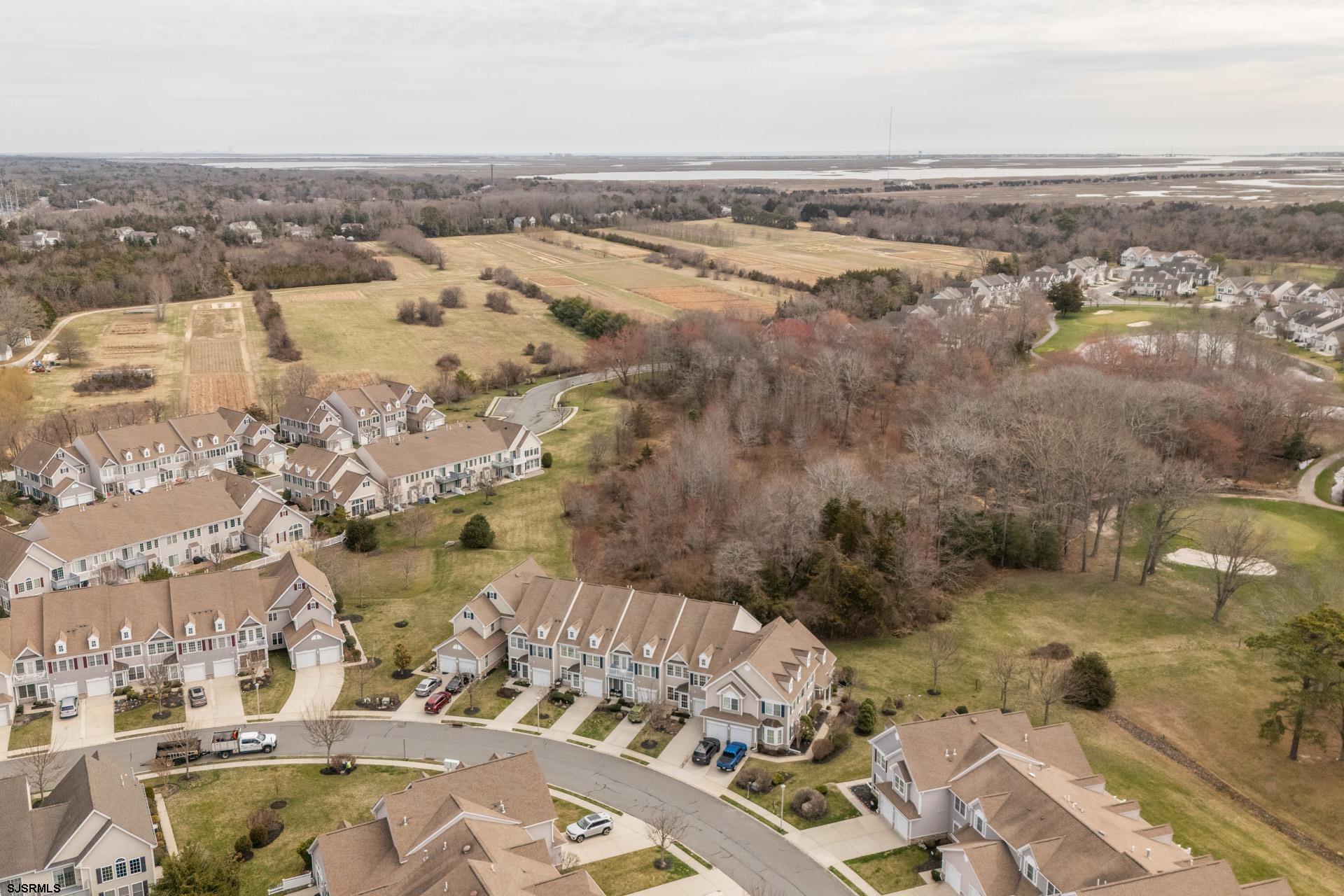 206 Springdale Ct Unit: 206