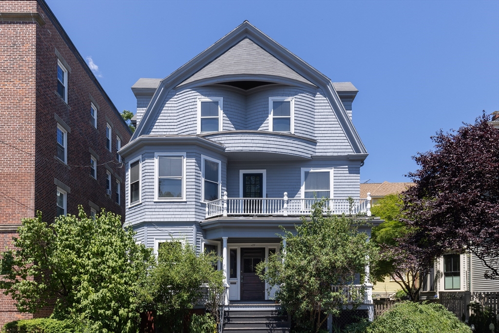 177 Hancock St