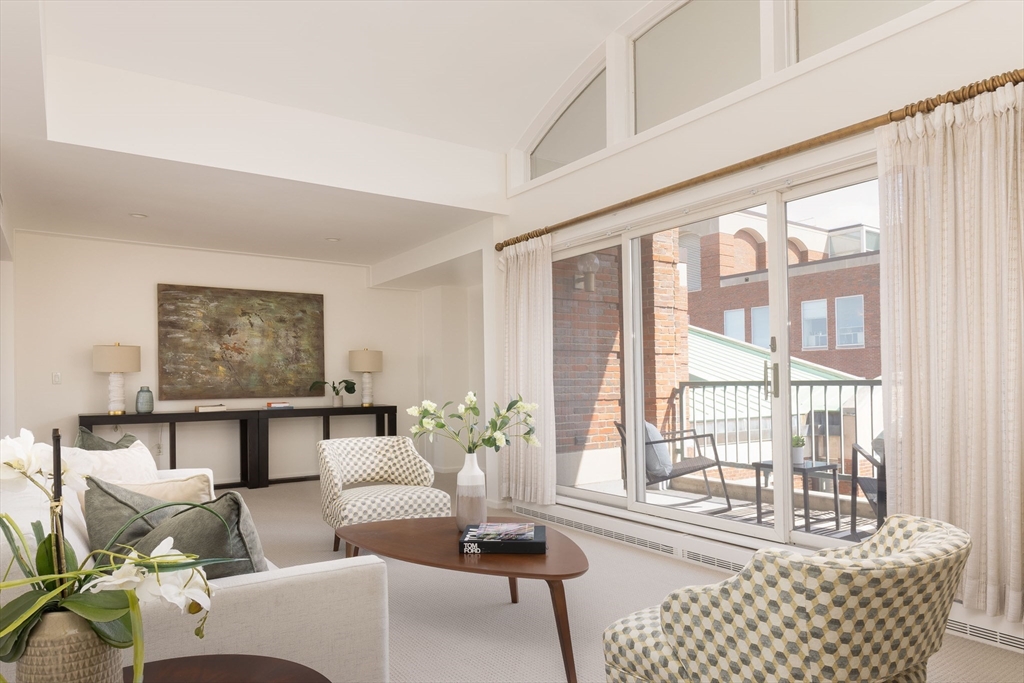 130 Mount Auburn St # 506