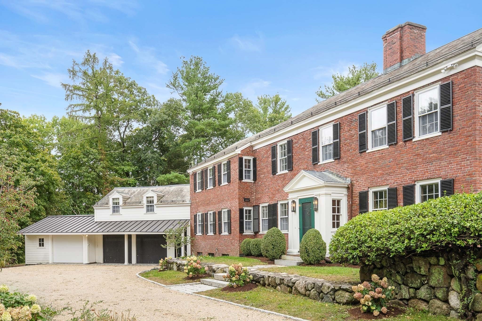 35 Sandy Pond Rd