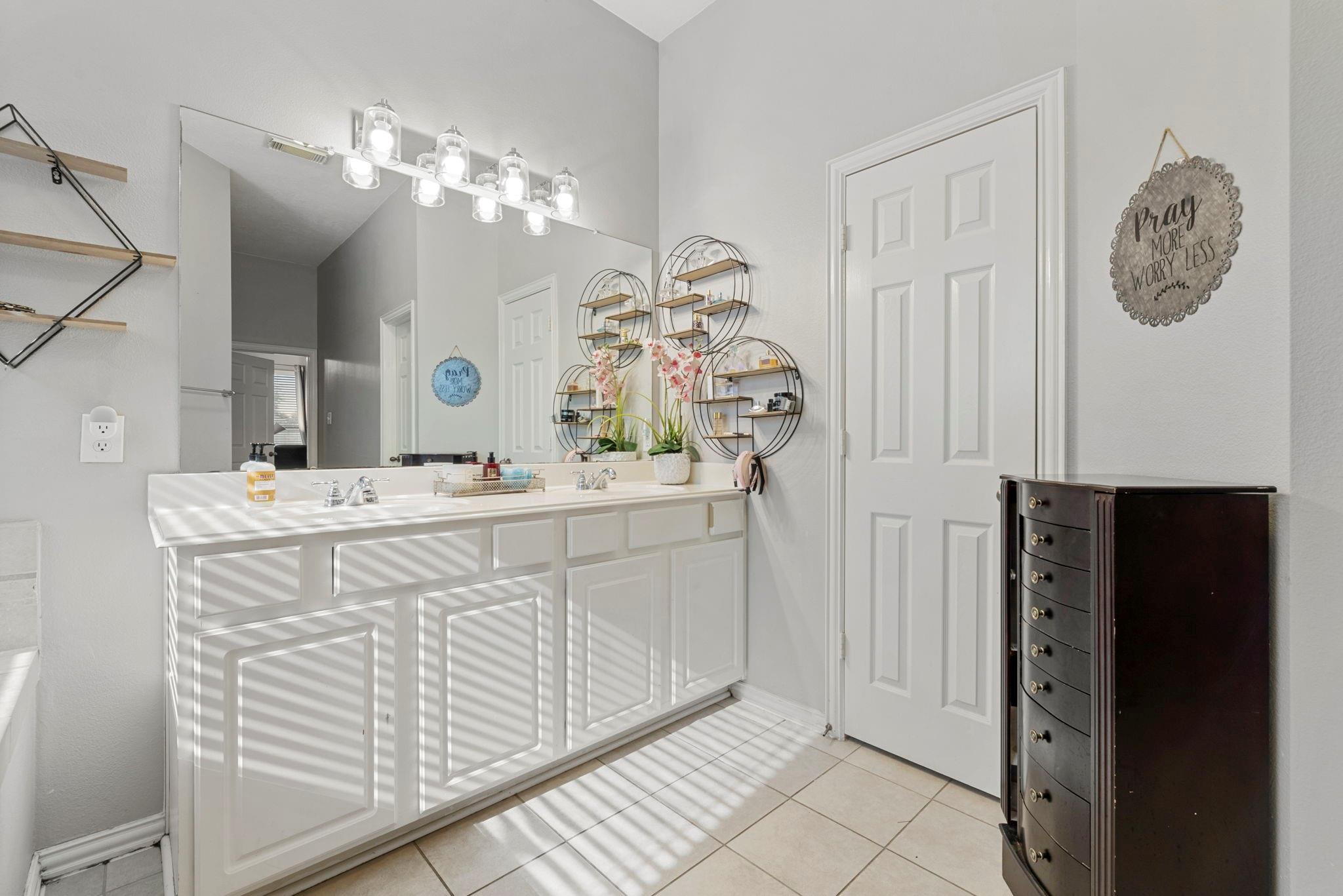 26823 Lakeridge Park Lane