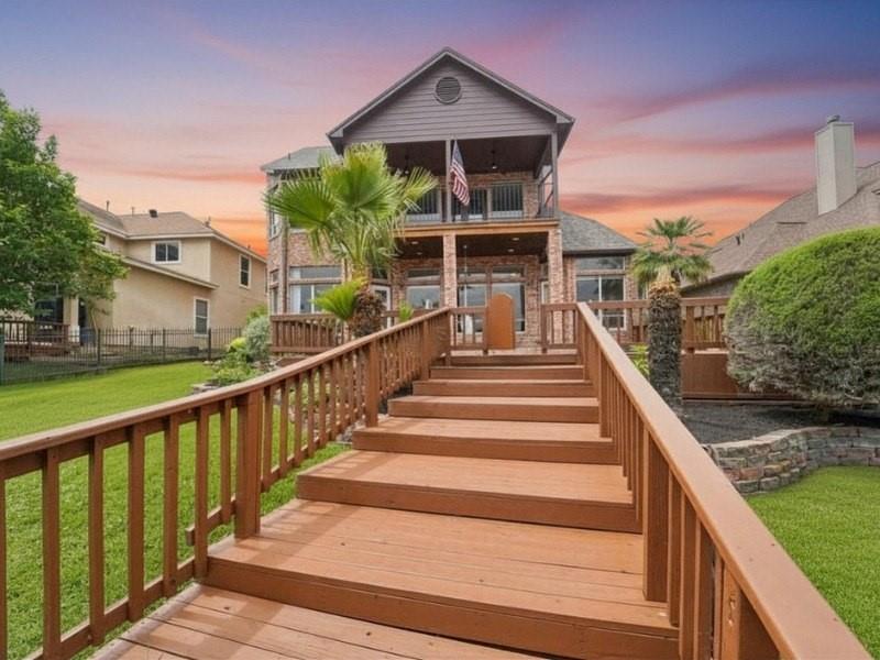305 Harbor Circle