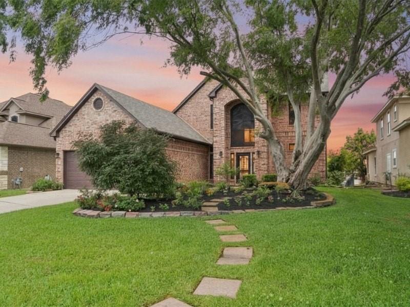305 Harbor Circle