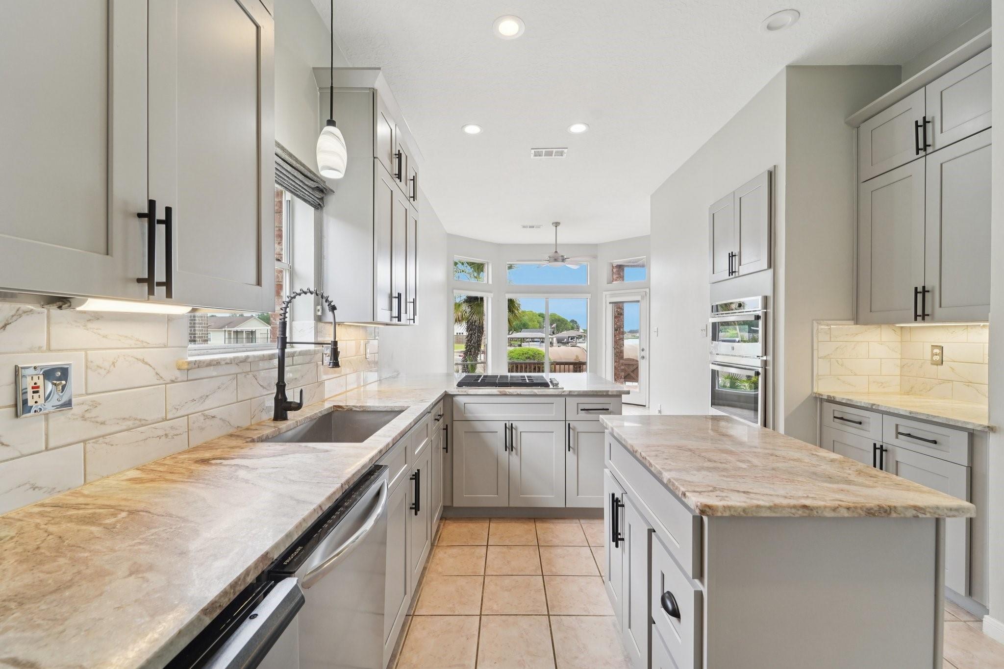 305 Harbor Circle