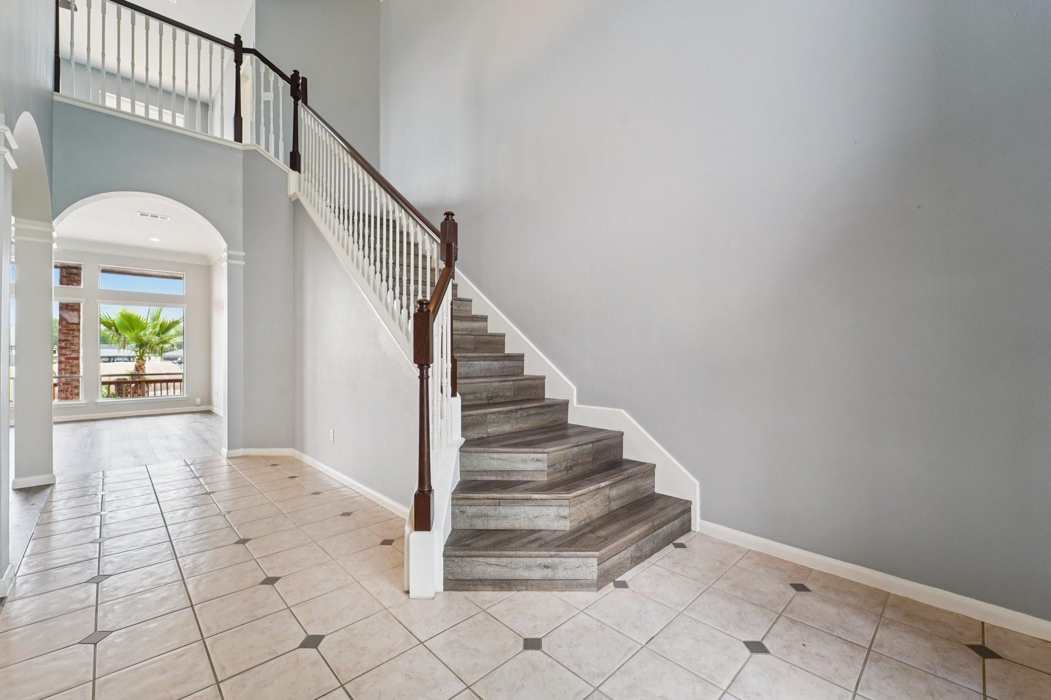 305 Harbor Circle