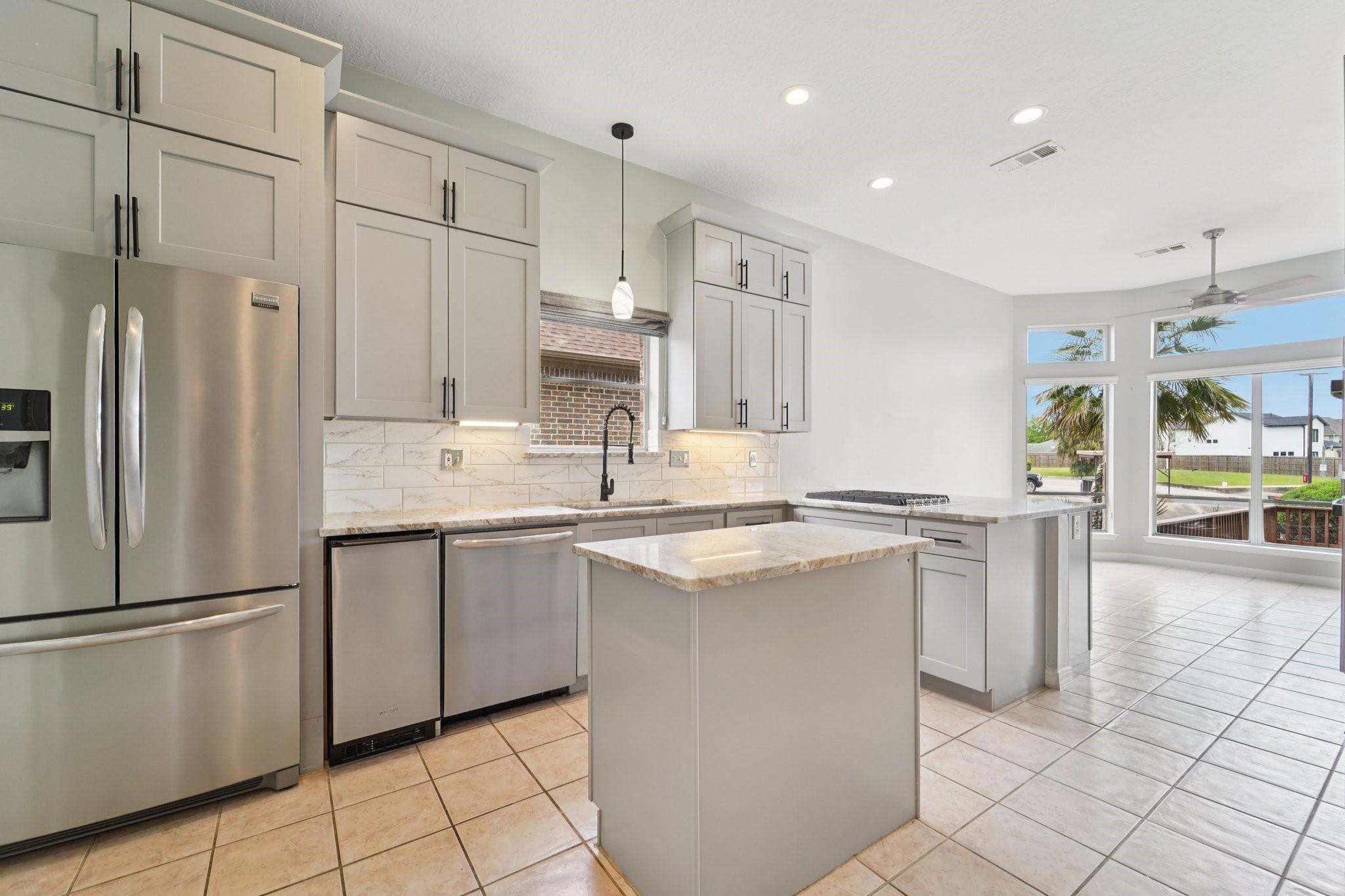 305 Harbor Circle