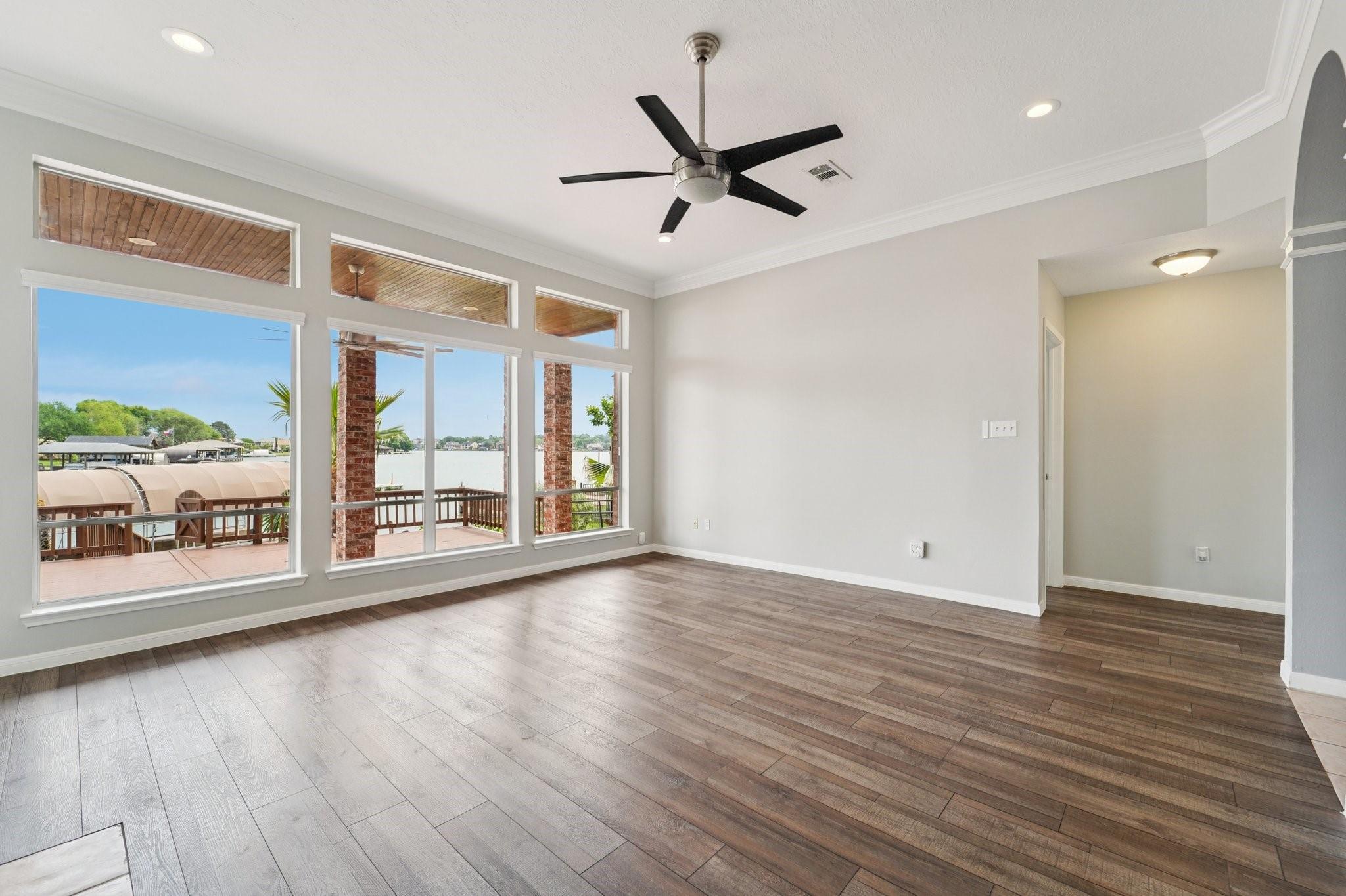305 Harbor Circle
