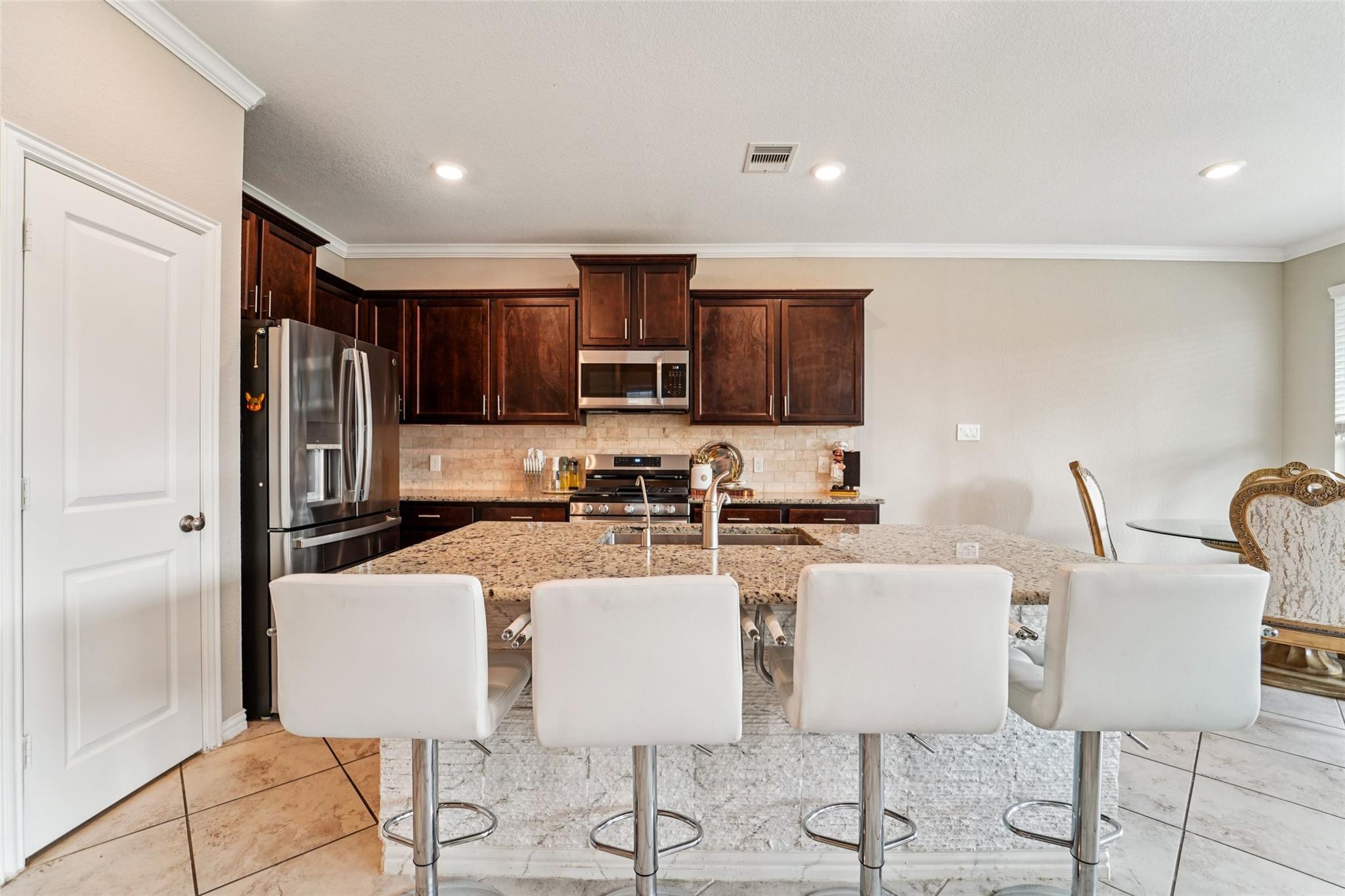 129 S Bearkat Court
