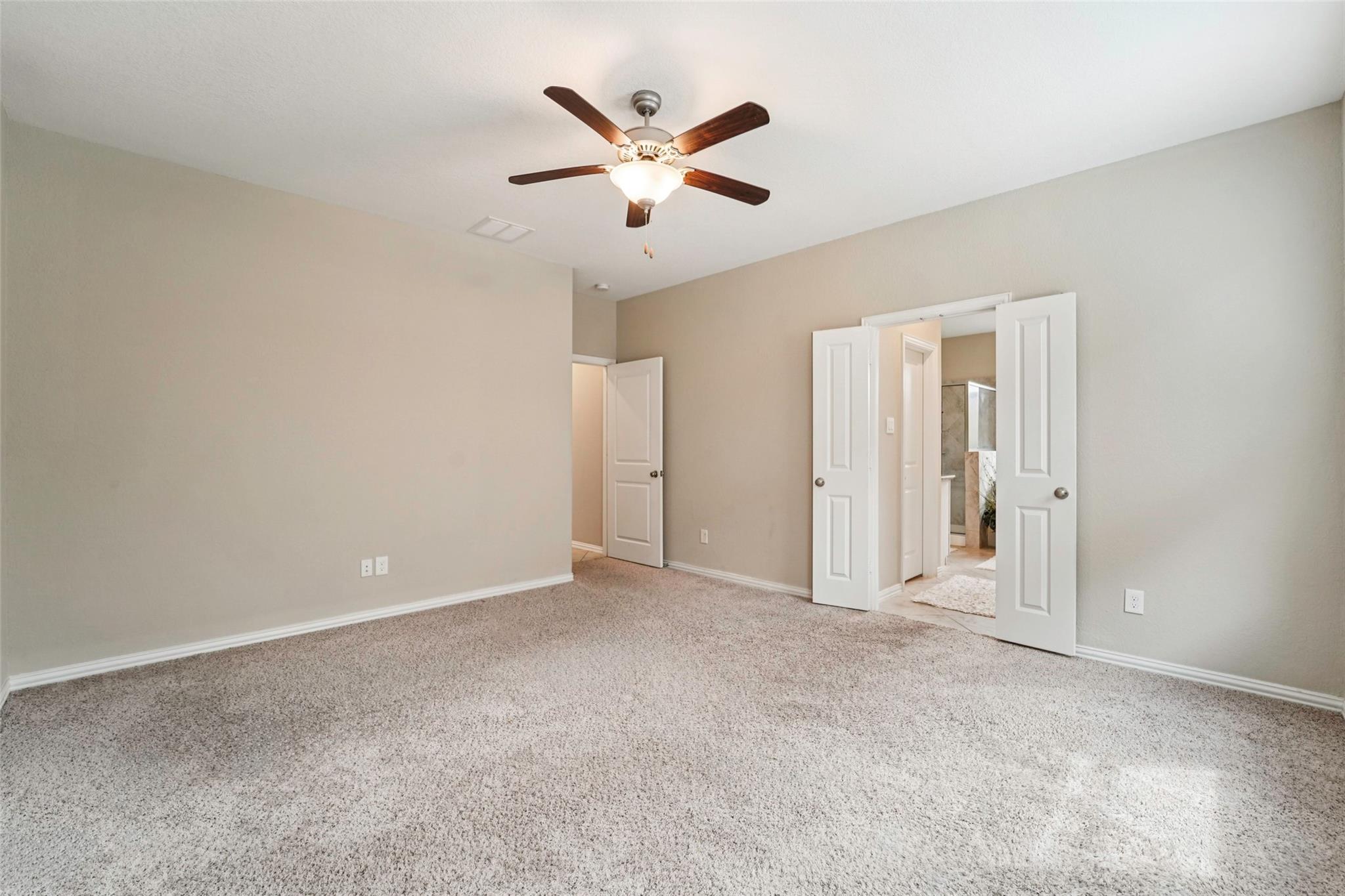 129 S Bearkat Court