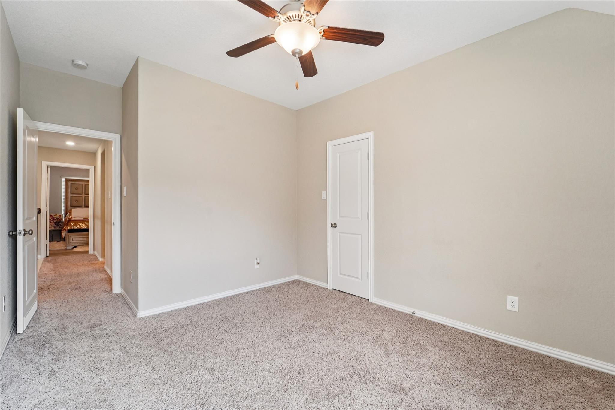 129 S Bearkat Court