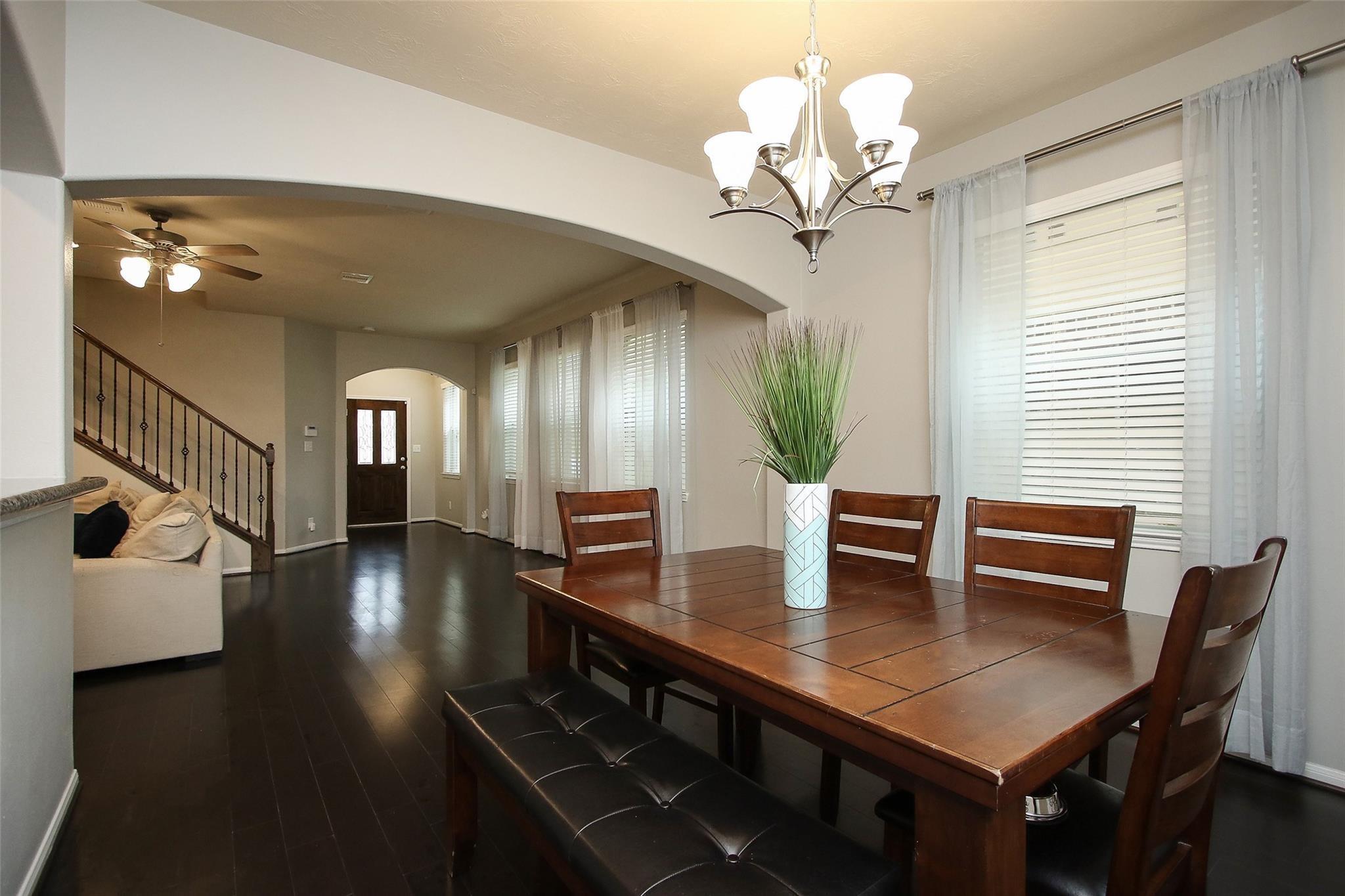 8517 Sunset Loch Drive