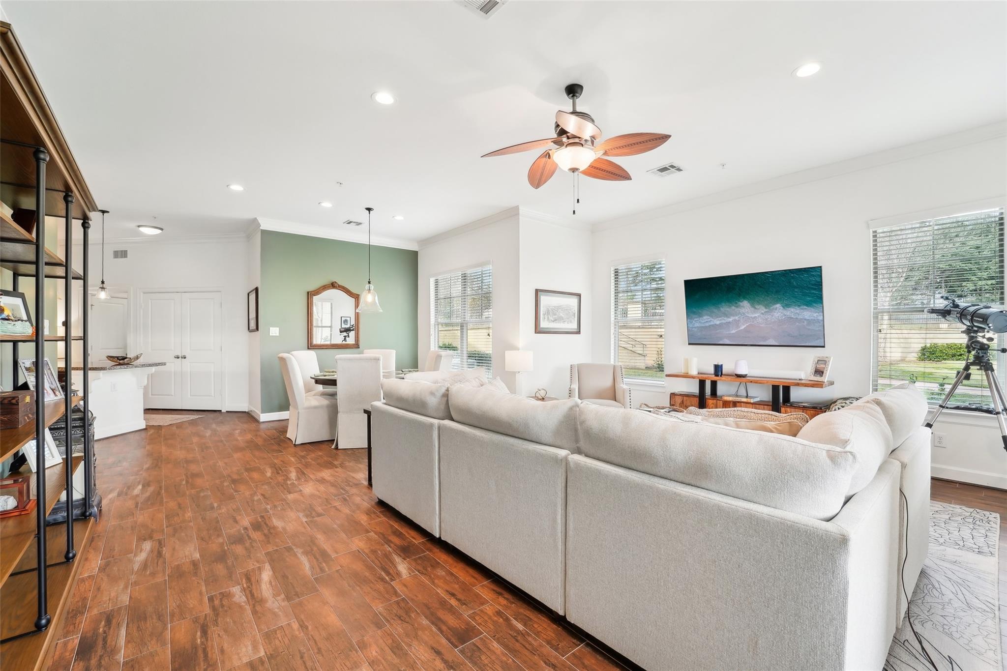 17040 W Fm 1097 Road # 4101